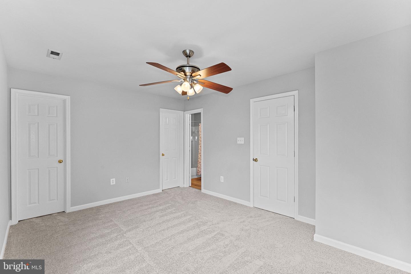 11054 CLOVERTREE CT, MANASSAS, Virginia 20109, 3 Bedrooms Bedrooms, ,2 BathroomsBathrooms,Residential,For sale,11054 CLOVERTREE CT,VAPW2105318 MLS # VAPW2105318