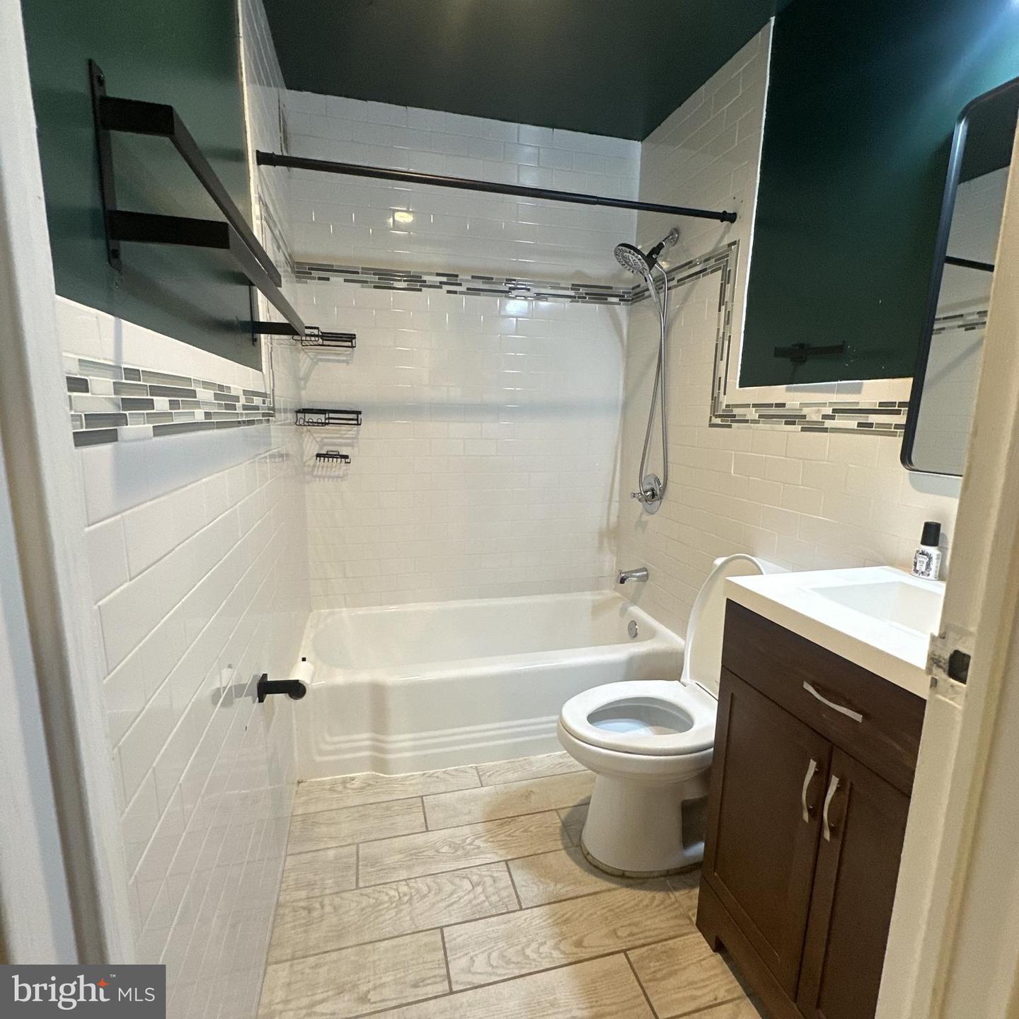 6641 WAKEFIELD DR #219, ALEXANDRIA, Virginia 22307, 1 Bedroom Bedrooms, ,1 BathroomBathrooms,Residential,For sale,6641 WAKEFIELD DR #219,VAFX2270104 MLS # VAFX2270104