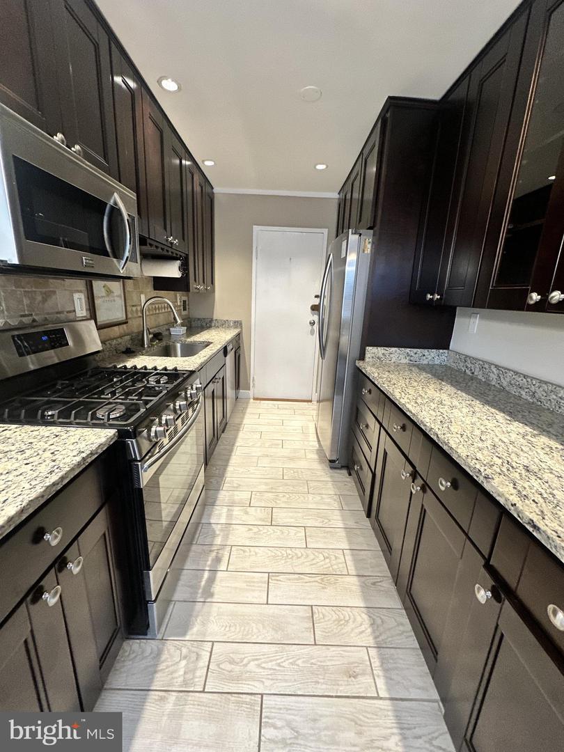 6641 WAKEFIELD DR #219, ALEXANDRIA, Virginia 22307, 1 Bedroom Bedrooms, ,1 BathroomBathrooms,Residential,For sale,6641 WAKEFIELD DR #219,VAFX2270104 MLS # VAFX2270104