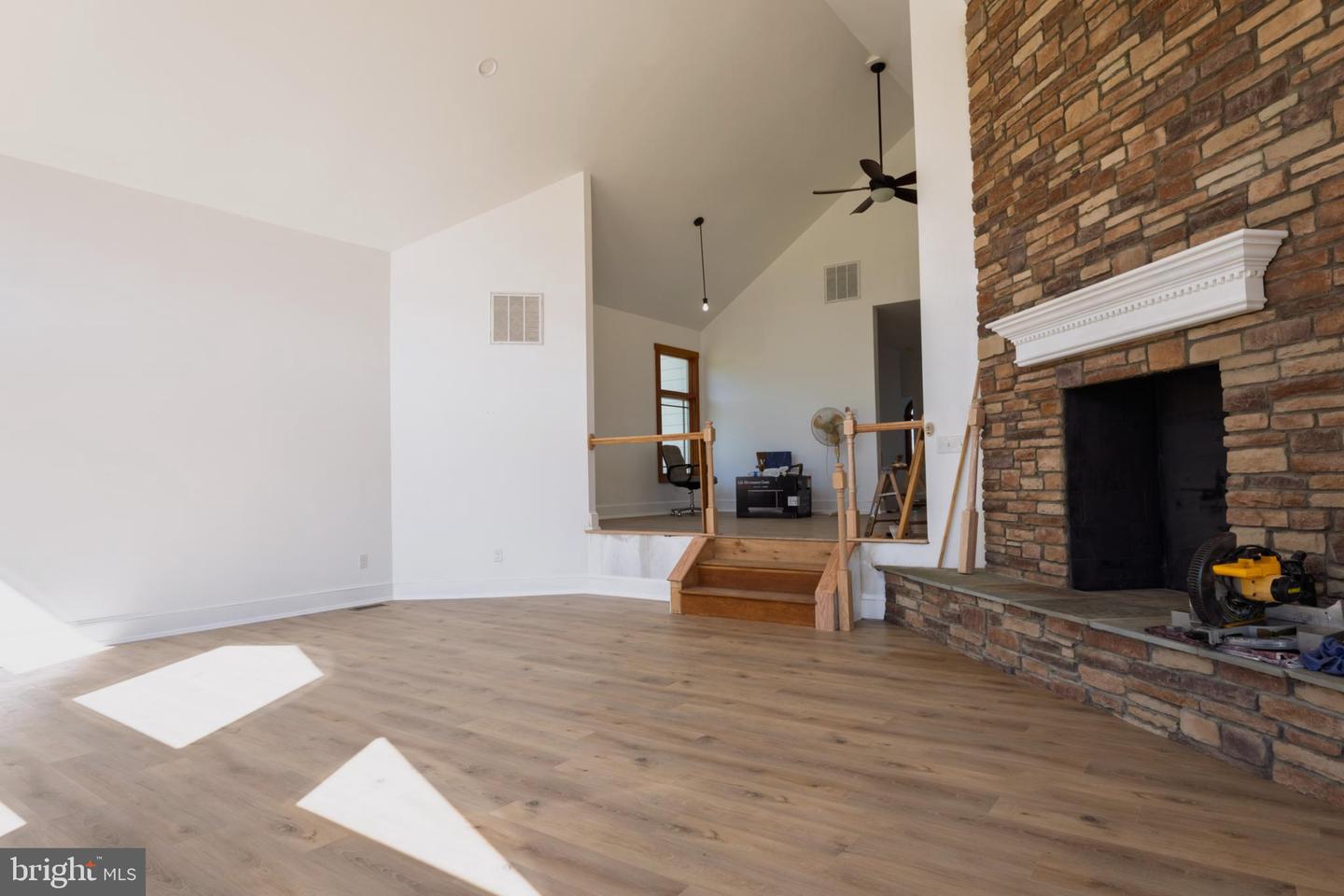 5618 W HOOVER RD, REVA, Virginia 22735, 3 Bedrooms Bedrooms, ,3 BathroomsBathrooms,Residential,For sale,5618 W HOOVER RD,VAMA2002470 MLS # VAMA2002470