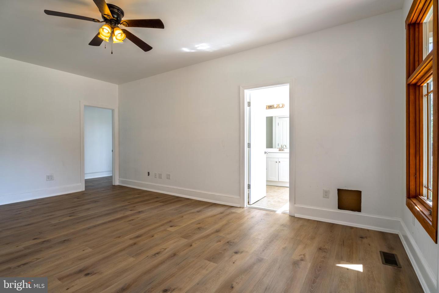 5618 W HOOVER RD, REVA, Virginia 22735, 3 Bedrooms Bedrooms, ,3 BathroomsBathrooms,Residential,For sale,5618 W HOOVER RD,VAMA2002470 MLS # VAMA2002470