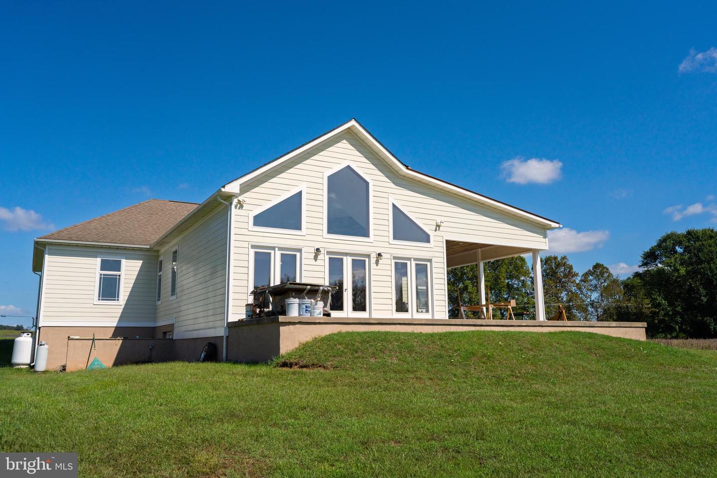 5618 W HOOVER RD, REVA, Virginia 22735, 3 Bedrooms Bedrooms, ,3 BathroomsBathrooms,Residential,For sale,5618 W HOOVER RD,VAMA2002470 MLS # VAMA2002470