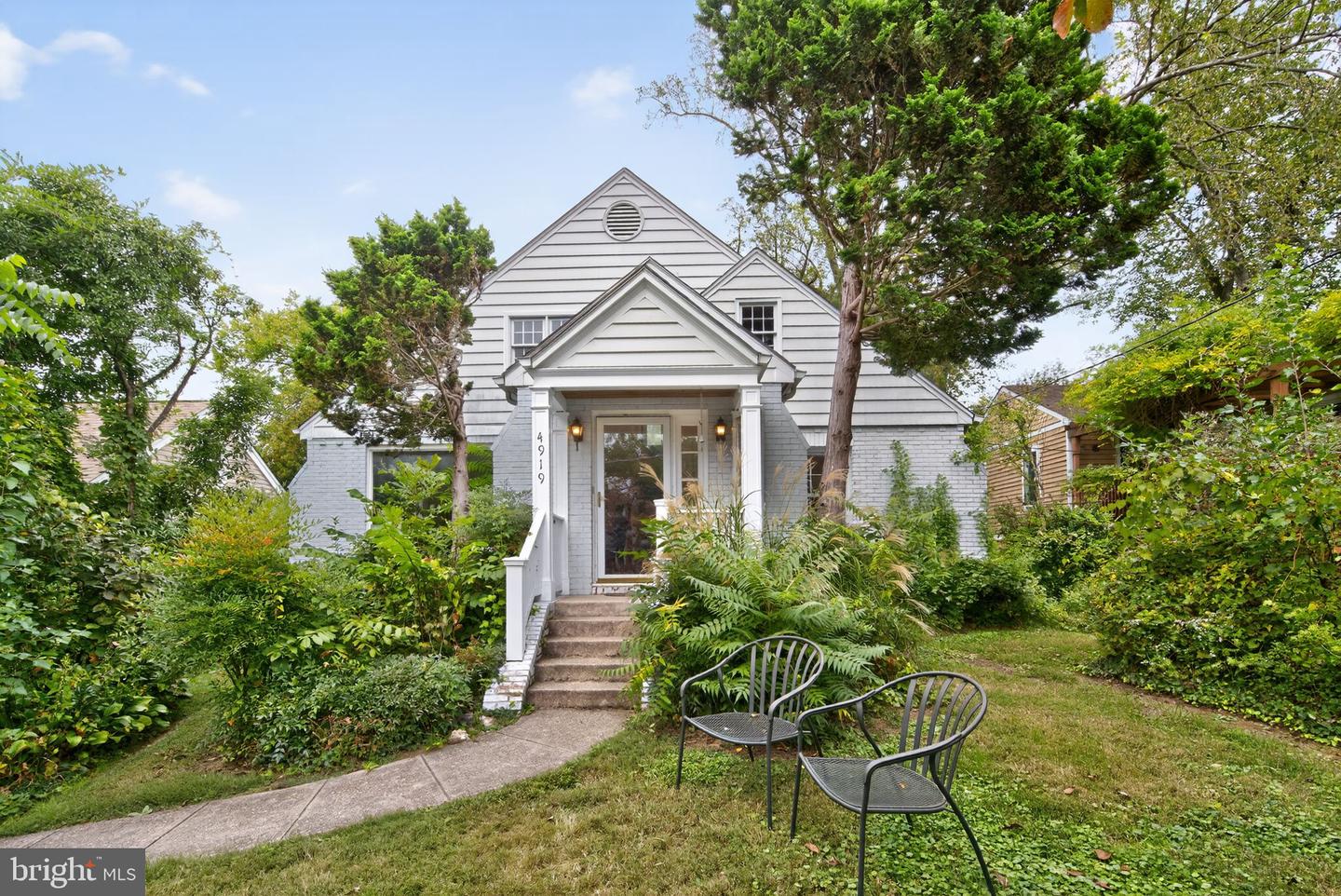 4919 ASHBY ST NW, WASHINGTON, District Of Columbia 20007, 3 Bedrooms Bedrooms, ,2 BathroomsBathrooms,Residential,For sale,4919 ASHBY ST NW,DCDC2225022 MLS # DCDC2225022