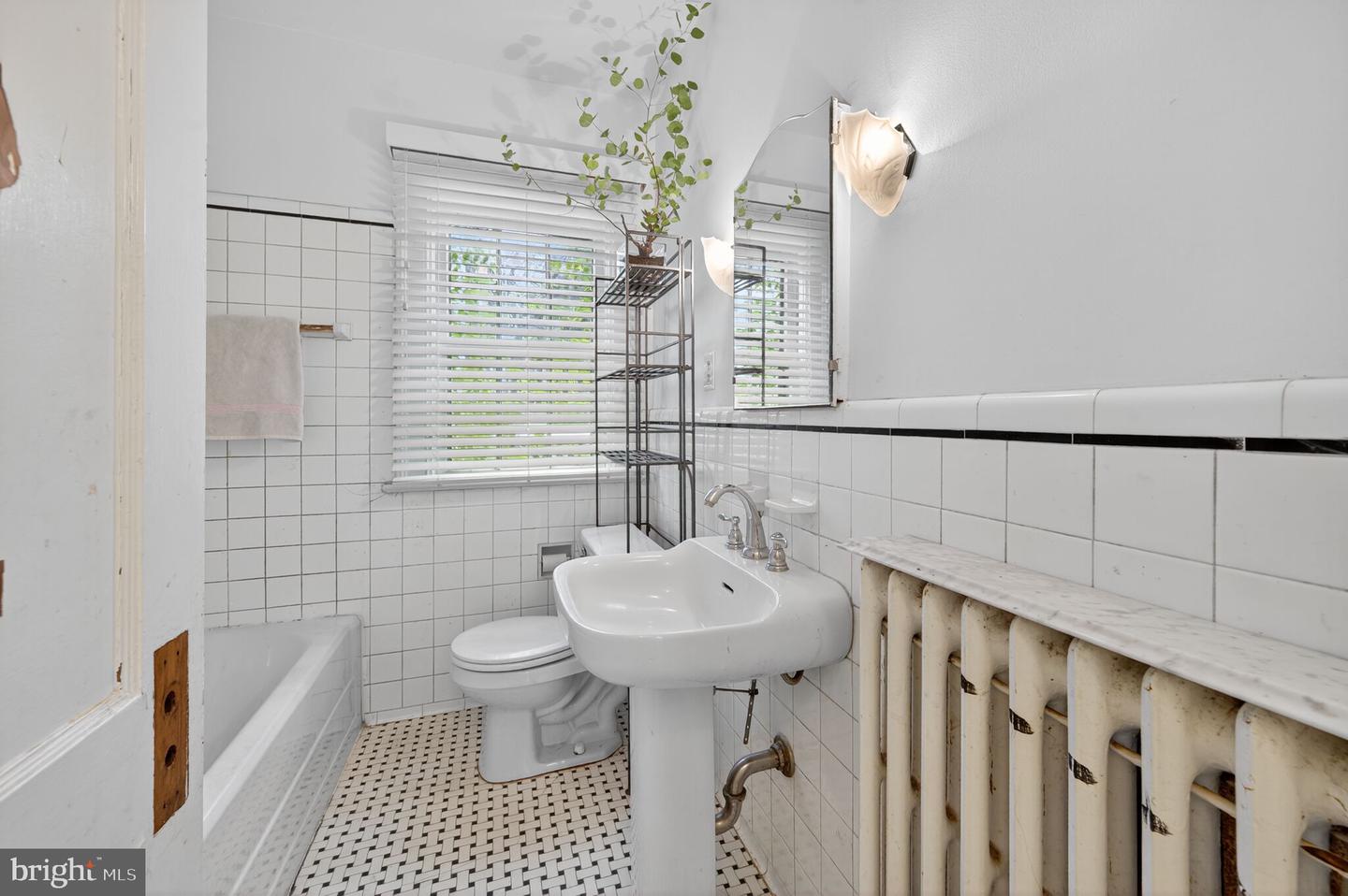 4919 ASHBY ST NW, WASHINGTON, District Of Columbia 20007, 3 Bedrooms Bedrooms, ,2 BathroomsBathrooms,Residential,For sale,4919 ASHBY ST NW,DCDC2225022 MLS # DCDC2225022