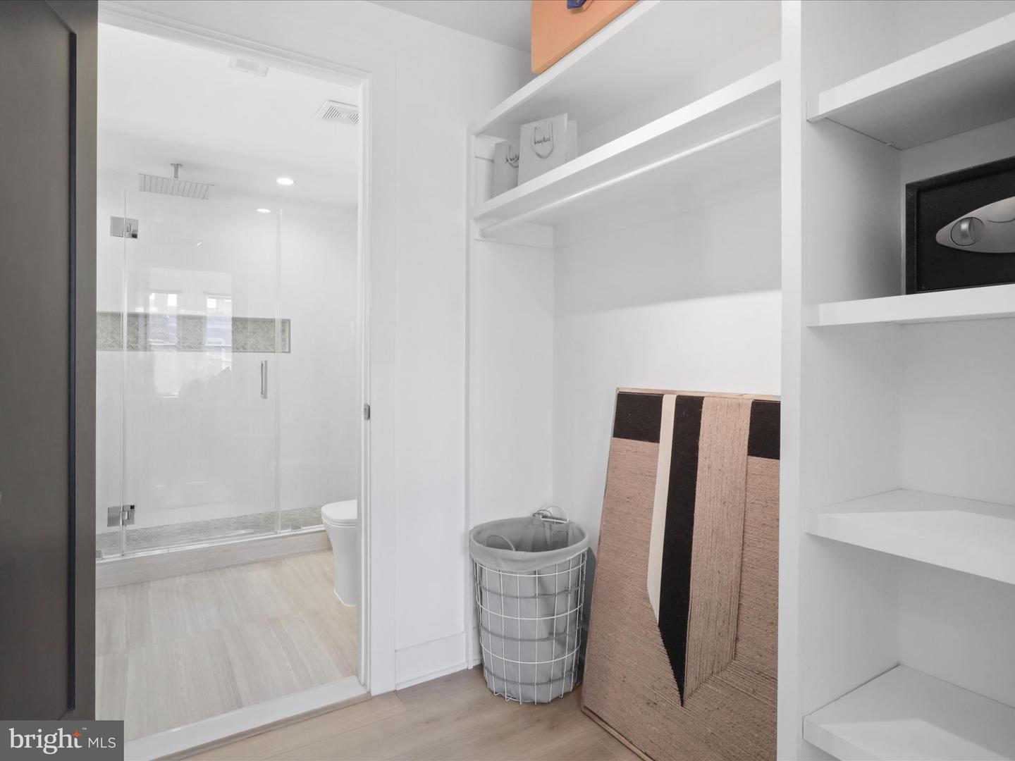 558 HARVARD ST NW #B, WASHINGTON, District Of Columbia 20001, 4 Bedrooms Bedrooms, ,4 BathroomsBathrooms,Residential,For sale,558 HARVARD ST NW #B,DCDC2225200 MLS # DCDC2225200
