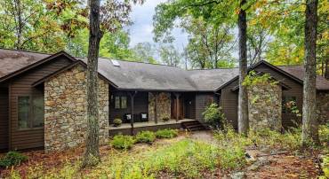 1228 LAUREL SPRINGS DR, WINTERGREEN RESORT, Virginia 22967, 5 Bedrooms Bedrooms, ,2 BathroomsBathrooms,Residential,For sale,1228 LAUREL SPRINGS DR,669613 MLS # 669613
