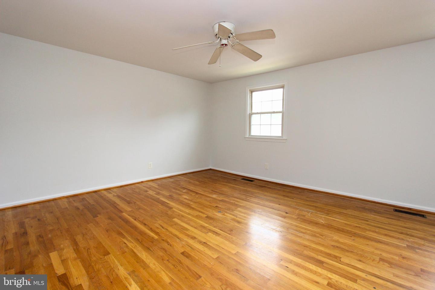 209 OVERLOOK CT, FREDERICKSBURG, Virginia 22405, 3 Bedrooms Bedrooms, ,1 BathroomBathrooms,Residential,For sale,209 OVERLOOK CT,VAST2043226 MLS # VAST2043226