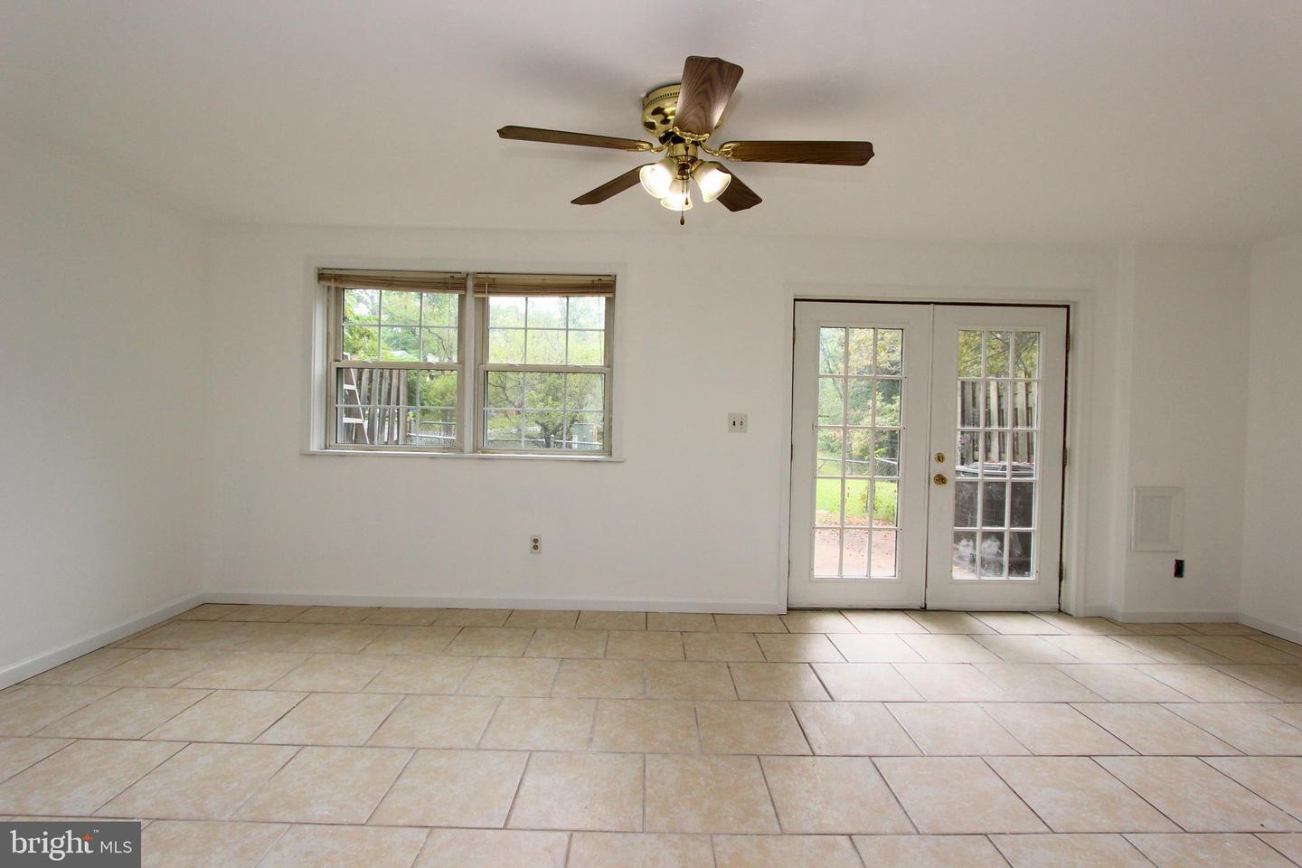 209 OVERLOOK CT, FREDERICKSBURG, Virginia 22405, 3 Bedrooms Bedrooms, ,1 BathroomBathrooms,Residential,For sale,209 OVERLOOK CT,VAST2043226 MLS # VAST2043226