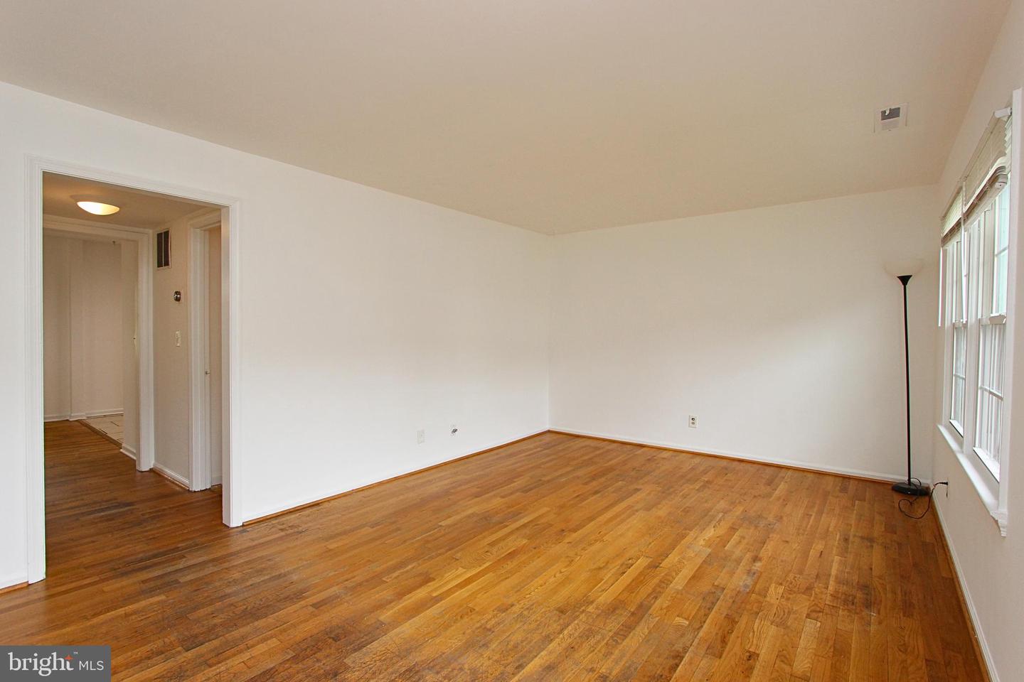 209 OVERLOOK CT, FREDERICKSBURG, Virginia 22405, 3 Bedrooms Bedrooms, ,1 BathroomBathrooms,Residential,For sale,209 OVERLOOK CT,VAST2043226 MLS # VAST2043226