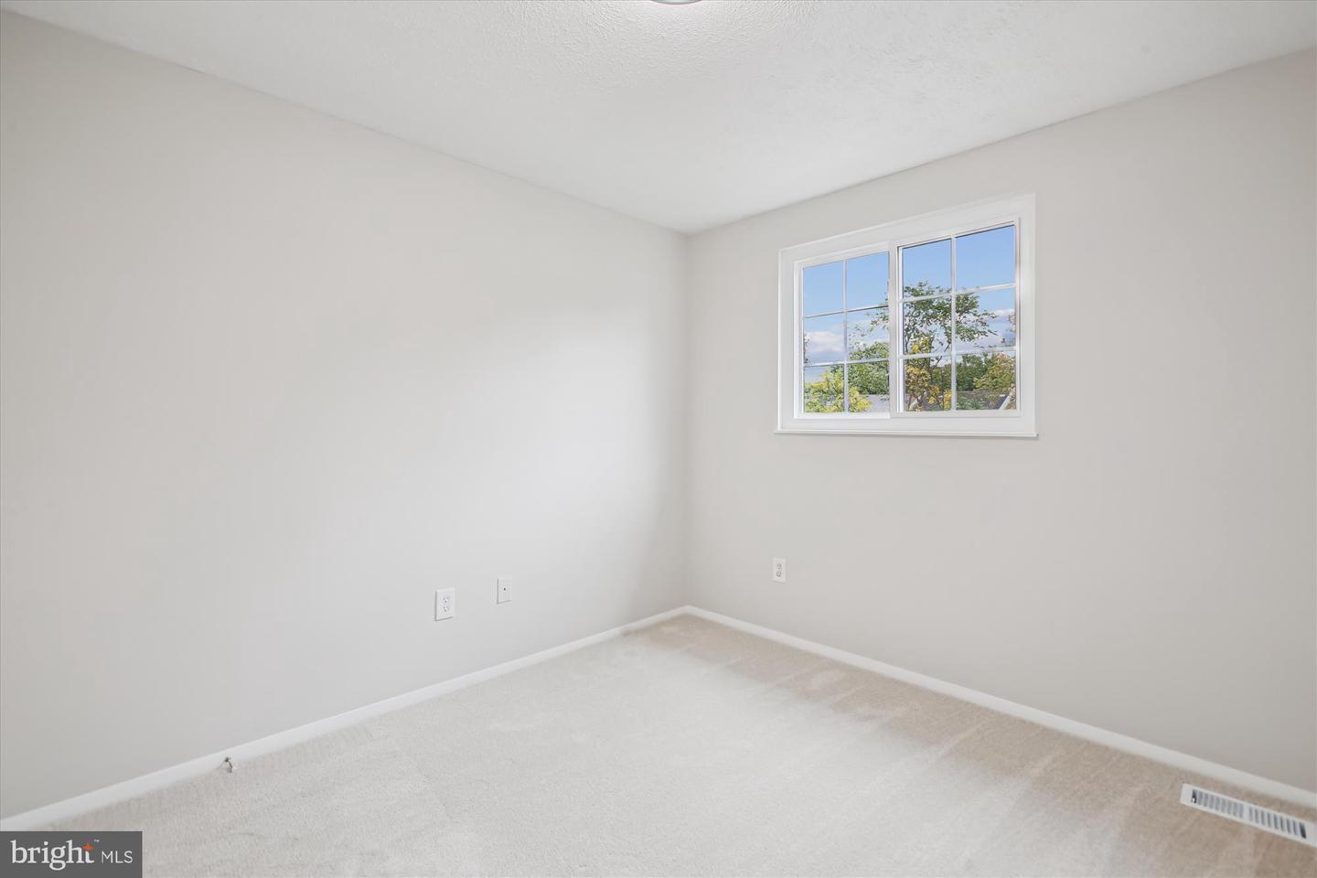 209 S VIRGINIA AVE, FALLS CHURCH, Virginia 22046, 3 Bedrooms Bedrooms, ,2 BathroomsBathrooms,Residential,For sale,209 S VIRGINIA AVE,VAFA2003332 MLS # VAFA2003332