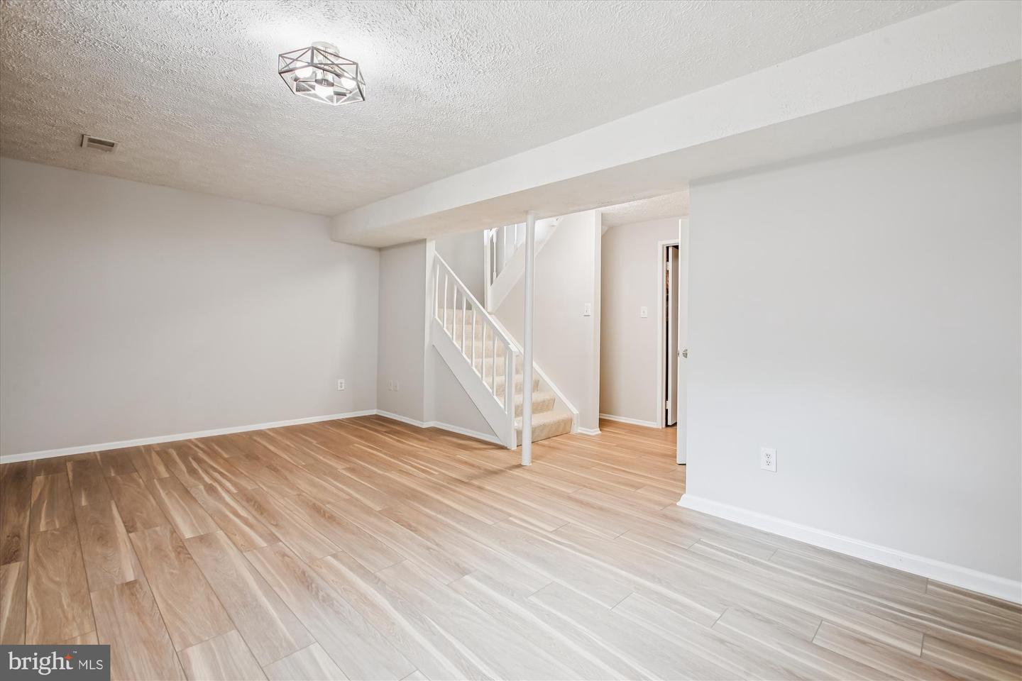 209 S VIRGINIA AVE, FALLS CHURCH, Virginia 22046, 3 Bedrooms Bedrooms, ,2 BathroomsBathrooms,Residential,For sale,209 S VIRGINIA AVE,VAFA2003332 MLS # VAFA2003332