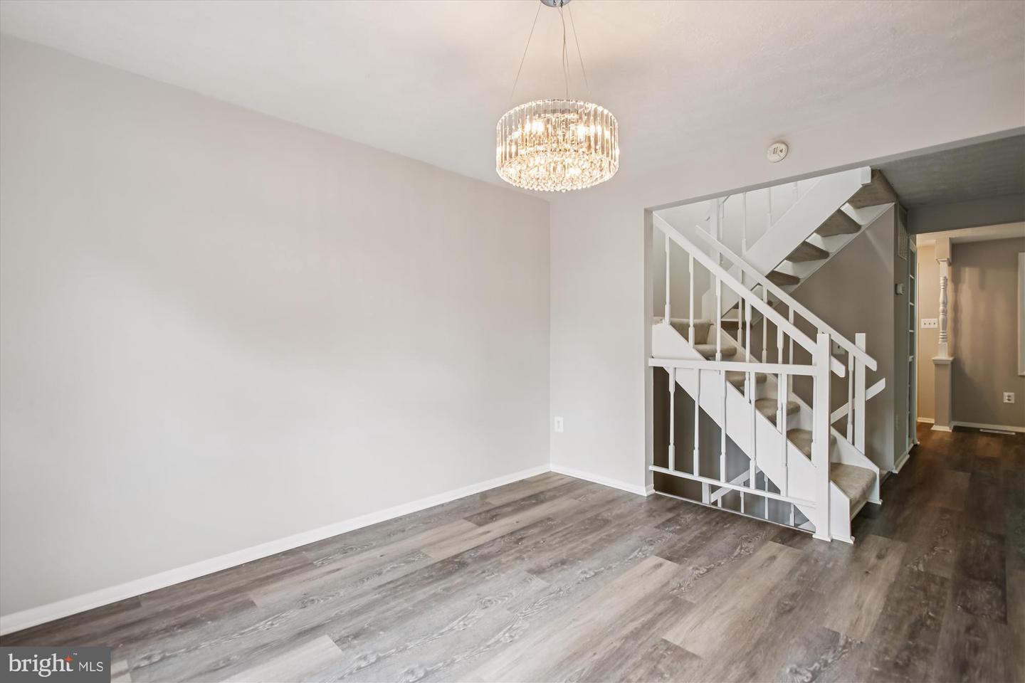 209 S VIRGINIA AVE, FALLS CHURCH, Virginia 22046, 3 Bedrooms Bedrooms, ,2 BathroomsBathrooms,Residential,For sale,209 S VIRGINIA AVE,VAFA2003332 MLS # VAFA2003332