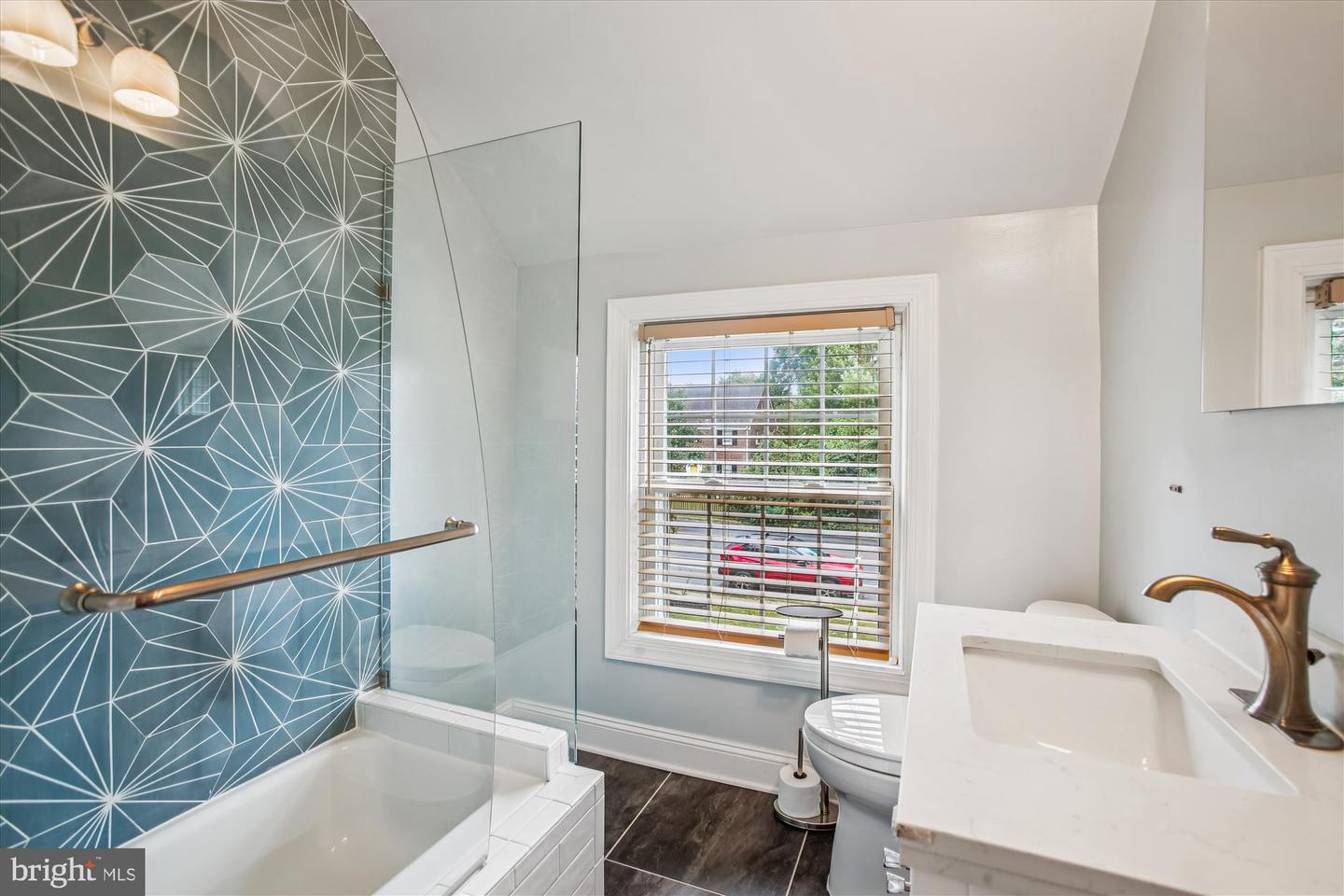911 HILLWOOD AVE, FALLS CHURCH, Virginia 22042, 5 Bedrooms Bedrooms, ,2 BathroomsBathrooms,Residential,For sale,911 HILLWOOD AVE,VAFA2003334 MLS # VAFA2003334