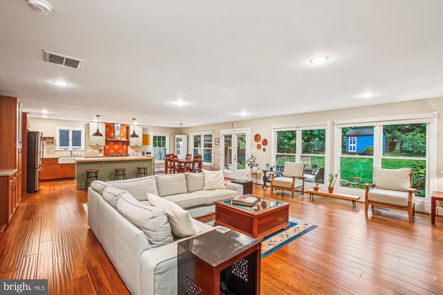 911 HILLWOOD AVE, FALLS CHURCH, Virginia 22042, 5 Bedrooms Bedrooms, ,2 BathroomsBathrooms,Residential,For sale,911 HILLWOOD AVE,VAFA2003334 MLS # VAFA2003334