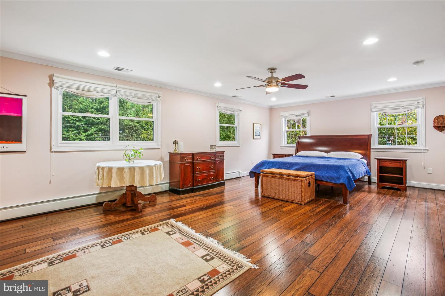 911 HILLWOOD AVE, FALLS CHURCH, Virginia 22042, 5 Bedrooms Bedrooms, ,2 BathroomsBathrooms,Residential,For sale,911 HILLWOOD AVE,VAFA2003334 MLS # VAFA2003334