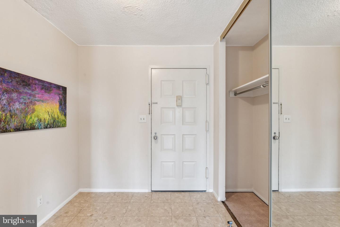 8340 GREENSBORO DR #401, MCLEAN, Virginia 22102, 3 Bedrooms Bedrooms, ,3 BathroomsBathrooms,Residential,For sale,8340 GREENSBORO DR #401,VAFX2240952 MLS # VAFX2240952