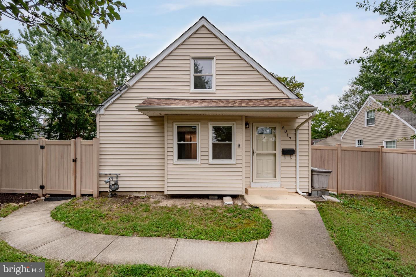 6017 PARK PL, ALEXANDRIA, Virginia 22303, 3 Bedrooms Bedrooms, ,1 BathroomBathrooms,Residential,For sale,6017 PARK PL,VAFX2241552 MLS # VAFX2241552