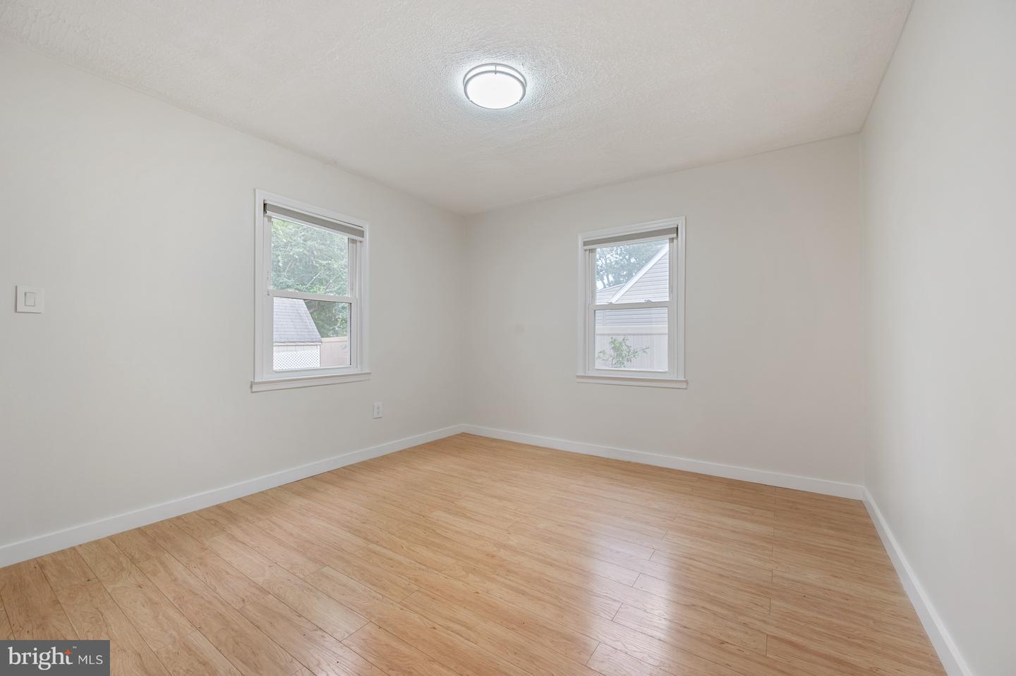 6017 PARK PL, ALEXANDRIA, Virginia 22303, 3 Bedrooms Bedrooms, ,1 BathroomBathrooms,Residential,For sale,6017 PARK PL,VAFX2241552 MLS # VAFX2241552