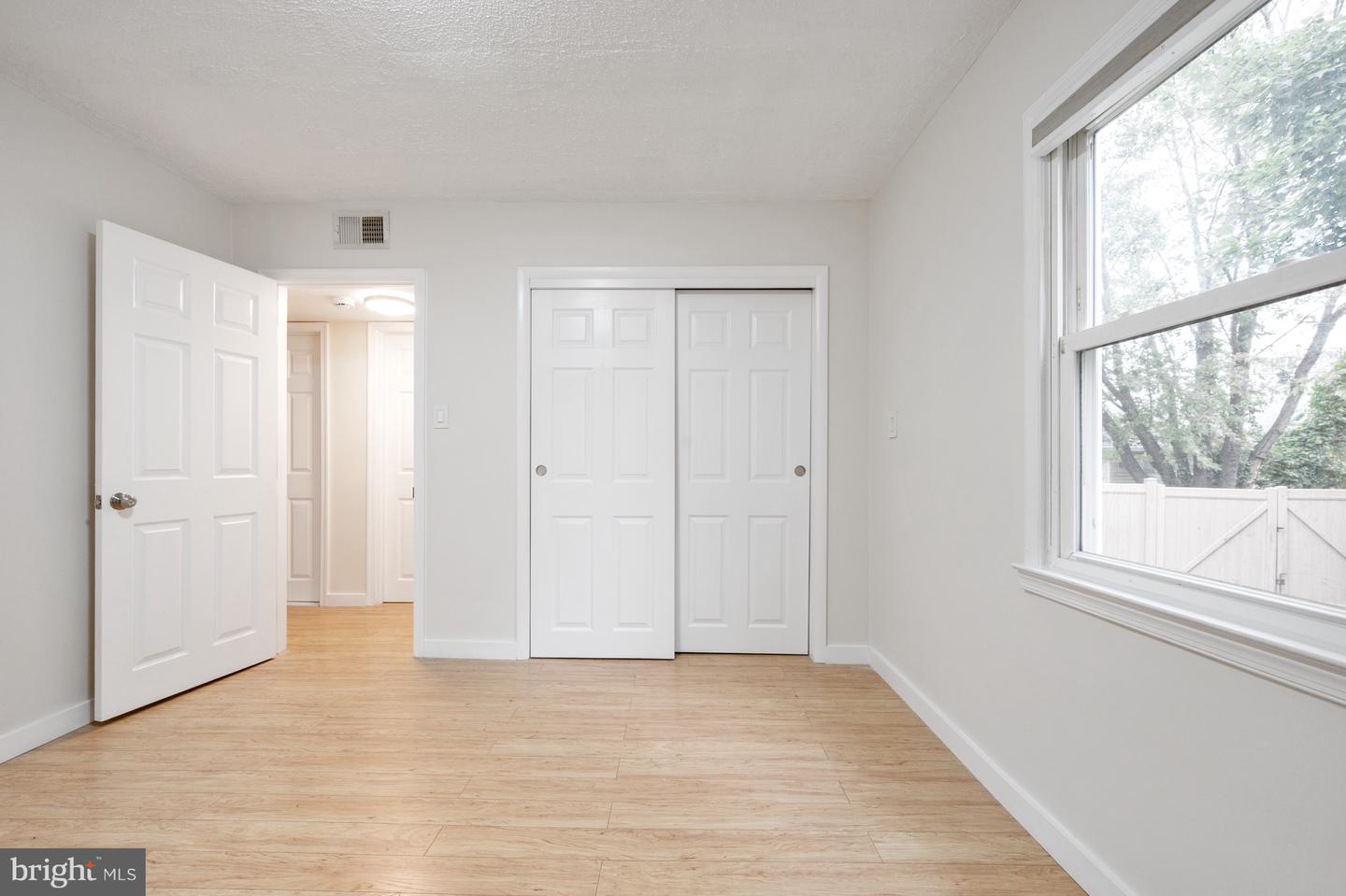 6017 PARK PL, ALEXANDRIA, Virginia 22303, 3 Bedrooms Bedrooms, ,1 BathroomBathrooms,Residential,For sale,6017 PARK PL,VAFX2241552 MLS # VAFX2241552