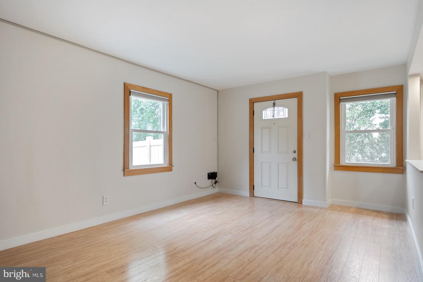 6017 PARK PL, ALEXANDRIA, Virginia 22303, 3 Bedrooms Bedrooms, ,1 BathroomBathrooms,Residential,For sale,6017 PARK PL,VAFX2241552 MLS # VAFX2241552