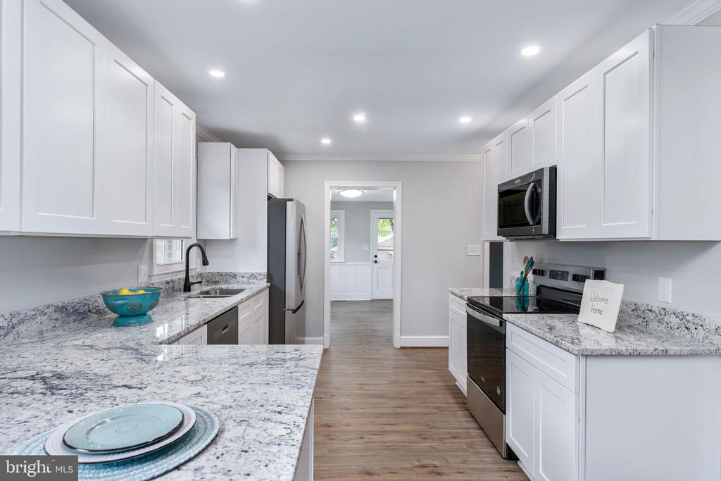 12343 METLOCK RD, CULPEPER, Virginia 22701, 4 Bedrooms Bedrooms, ,3 BathroomsBathrooms,Residential,12343 METLOCK RD,VACU2011742 MLS # VACU2011742