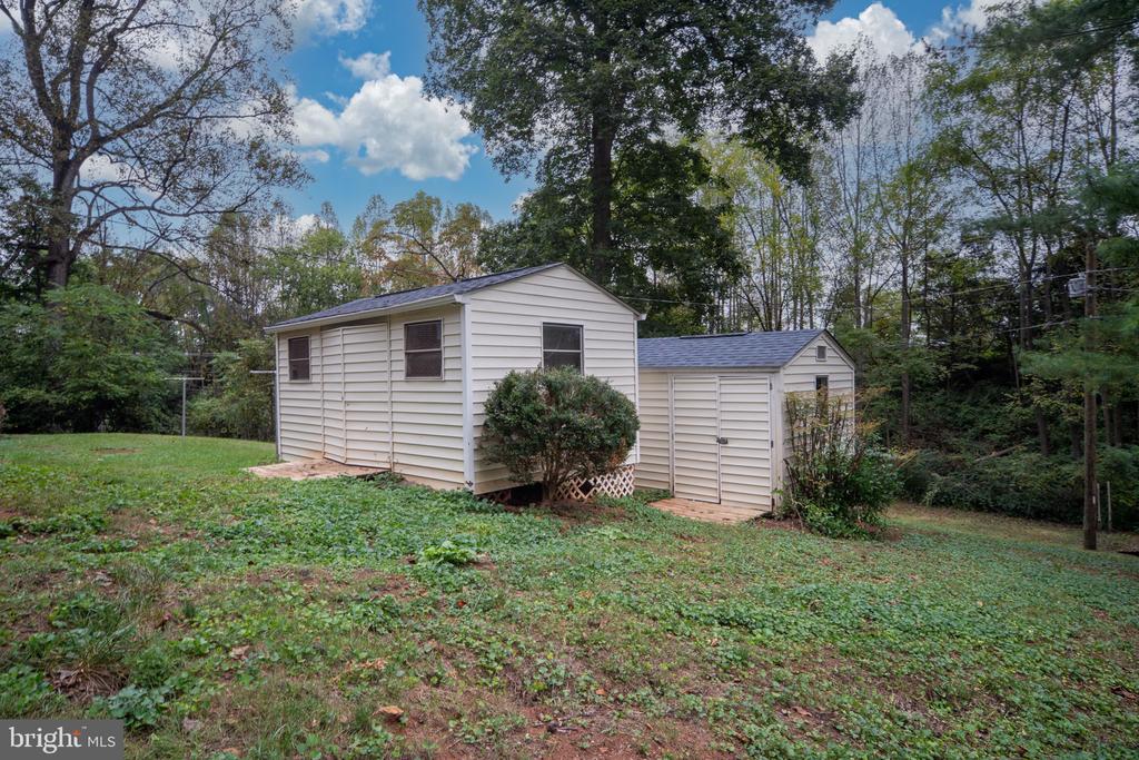 12343 METLOCK RD, CULPEPER, Virginia 22701, 4 Bedrooms Bedrooms, ,3 BathroomsBathrooms,Residential,12343 METLOCK RD,VACU2011742 MLS # VACU2011742