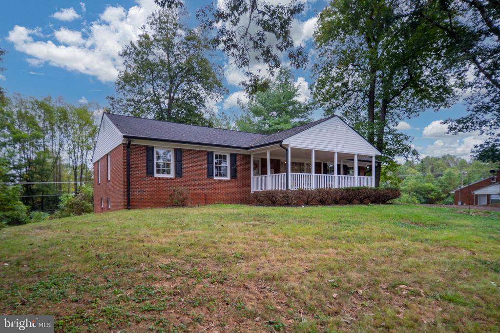 12343 METLOCK RD, CULPEPER, Virginia 22701, 4 Bedrooms Bedrooms, ,3 BathroomsBathrooms,Residential,12343 METLOCK RD,VACU2011742 MLS # VACU2011742