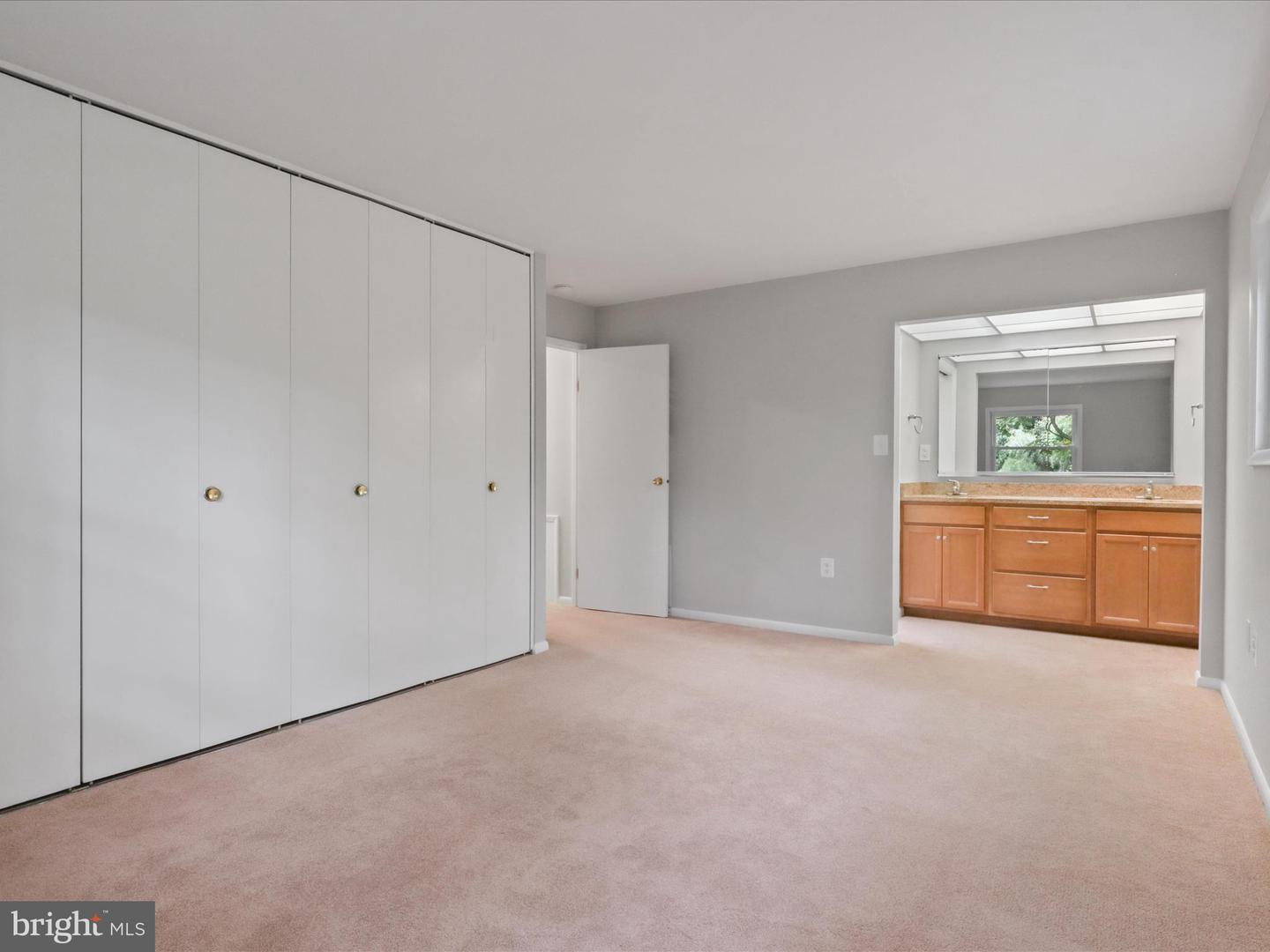 8504 CANTERBURY DR, ANNANDALE, Virginia 22003, 4 Bedrooms Bedrooms, ,2 BathroomsBathrooms,Residential,For sale,8504 CANTERBURY DR,VAFX2246058 MLS # VAFX2246058