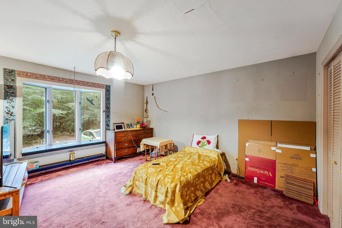 10400 HAMPTON RD, FAIRFAX STATION, Virginia 22039, 6 Bedrooms Bedrooms, ,3 BathroomsBathrooms,Residential,For sale,10400 HAMPTON RD,VAFX2249798 MLS # VAFX2249798