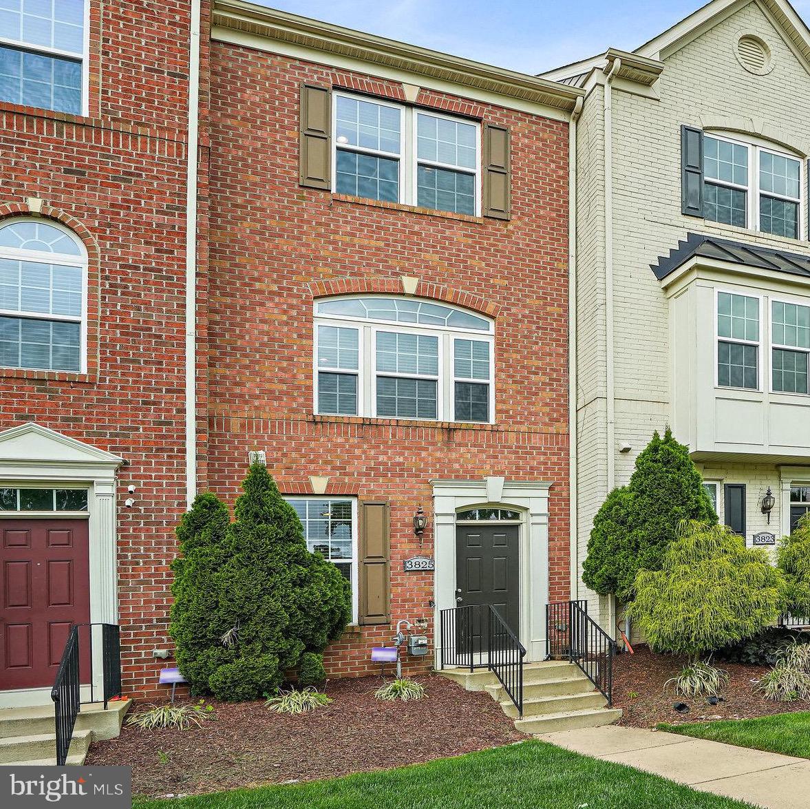 3825 COMMODORE JOSHUA BARNEY DR NE, WASHINGTON, District Of Columbia 20018, 3 Bedrooms Bedrooms, ,2 BathroomsBathrooms,Residential,For sale,3825 COMMODORE JOSHUA BARNEY DR NE,DCDC2210068 MLS # DCDC2210068