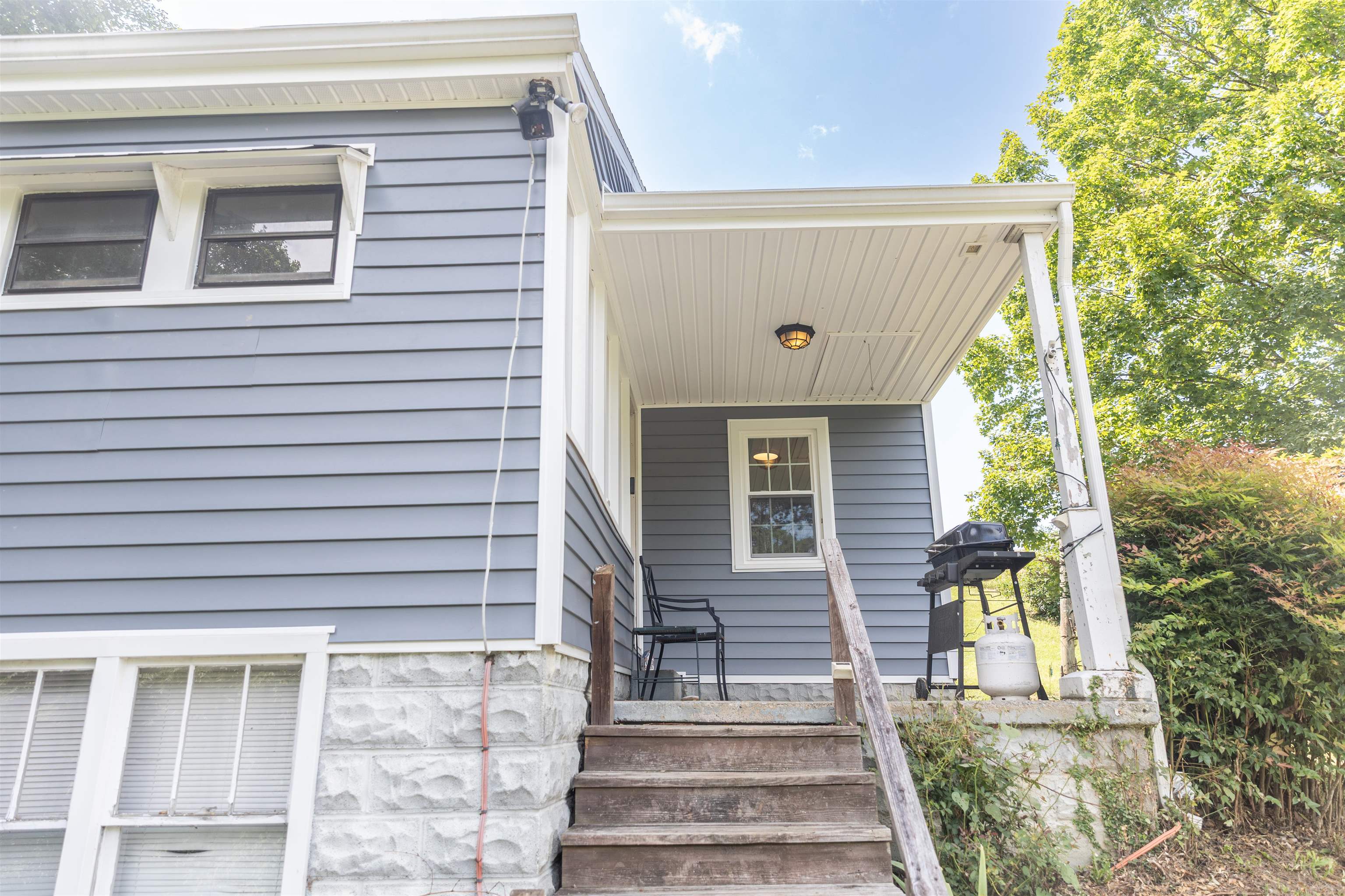 1202 S LEE HIGHWAY ACCESS RD, LEXINGTON, Virginia 24450, 2 Bedrooms Bedrooms, ,1 BathroomBathrooms,Residential,1202 S LEE HIGHWAY ACCESS RD,667544 MLS # 667544