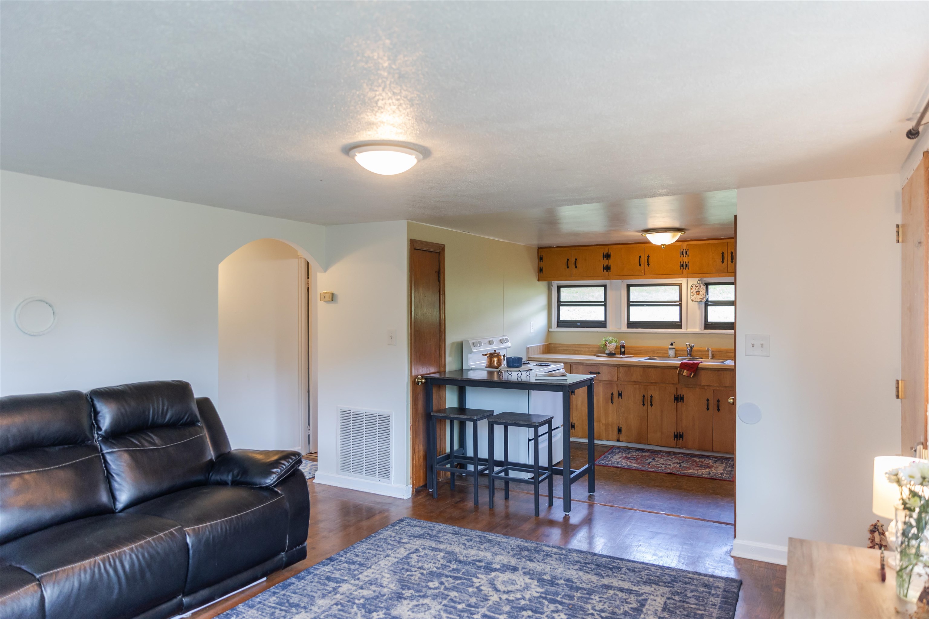 1202 S LEE HIGHWAY ACCESS RD, LEXINGTON, Virginia 24450, 2 Bedrooms Bedrooms, ,1 BathroomBathrooms,Residential,1202 S LEE HIGHWAY ACCESS RD,667544 MLS # 667544
