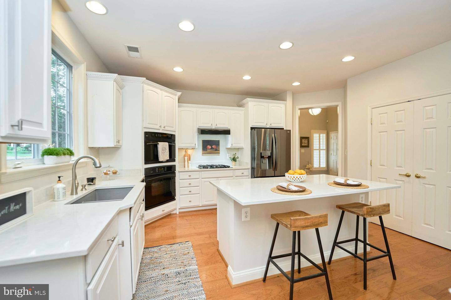6816 TRED AVON PL, GAINESVILLE, Virginia 20155, 3 Bedrooms Bedrooms, ,3 BathroomsBathrooms,Residential,For sale,6816 TRED AVON PL,VAPW2099616 MLS # VAPW2099616
