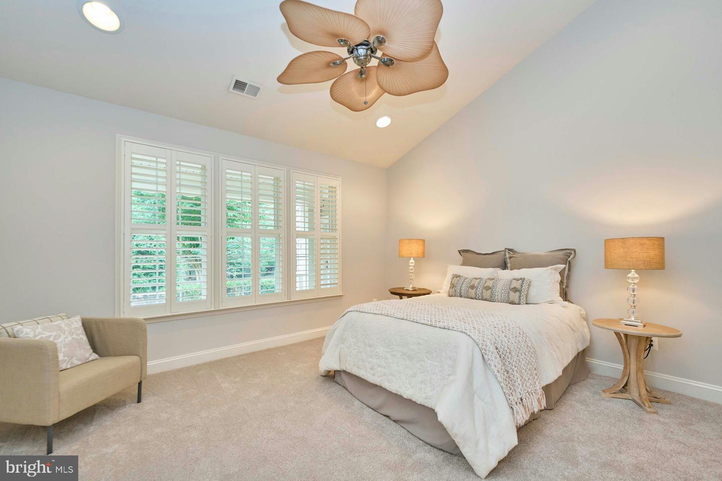 6816 TRED AVON PL, GAINESVILLE, Virginia 20155, 3 Bedrooms Bedrooms, ,3 BathroomsBathrooms,Residential,For sale,6816 TRED AVON PL,VAPW2099616 MLS # VAPW2099616