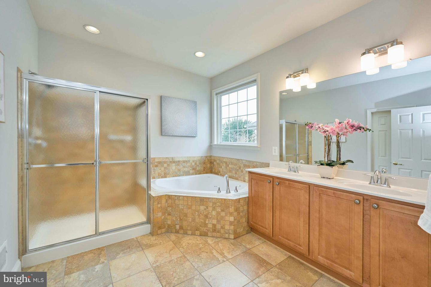 6816 TRED AVON PL, GAINESVILLE, Virginia 20155, 3 Bedrooms Bedrooms, ,3 BathroomsBathrooms,Residential,For sale,6816 TRED AVON PL,VAPW2099616 MLS # VAPW2099616