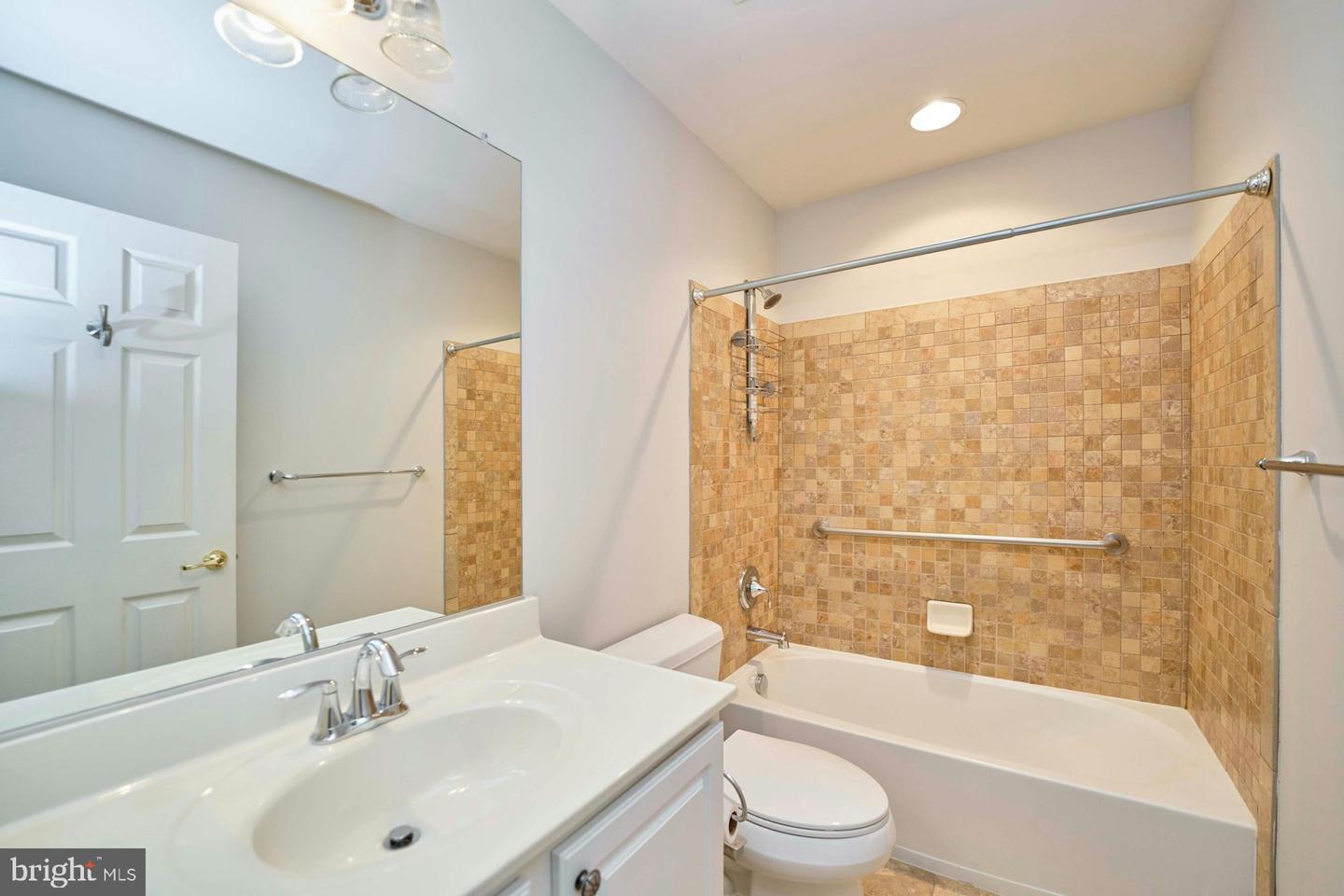 6816 TRED AVON PL, GAINESVILLE, Virginia 20155, 3 Bedrooms Bedrooms, ,3 BathroomsBathrooms,Residential,For sale,6816 TRED AVON PL,VAPW2099616 MLS # VAPW2099616