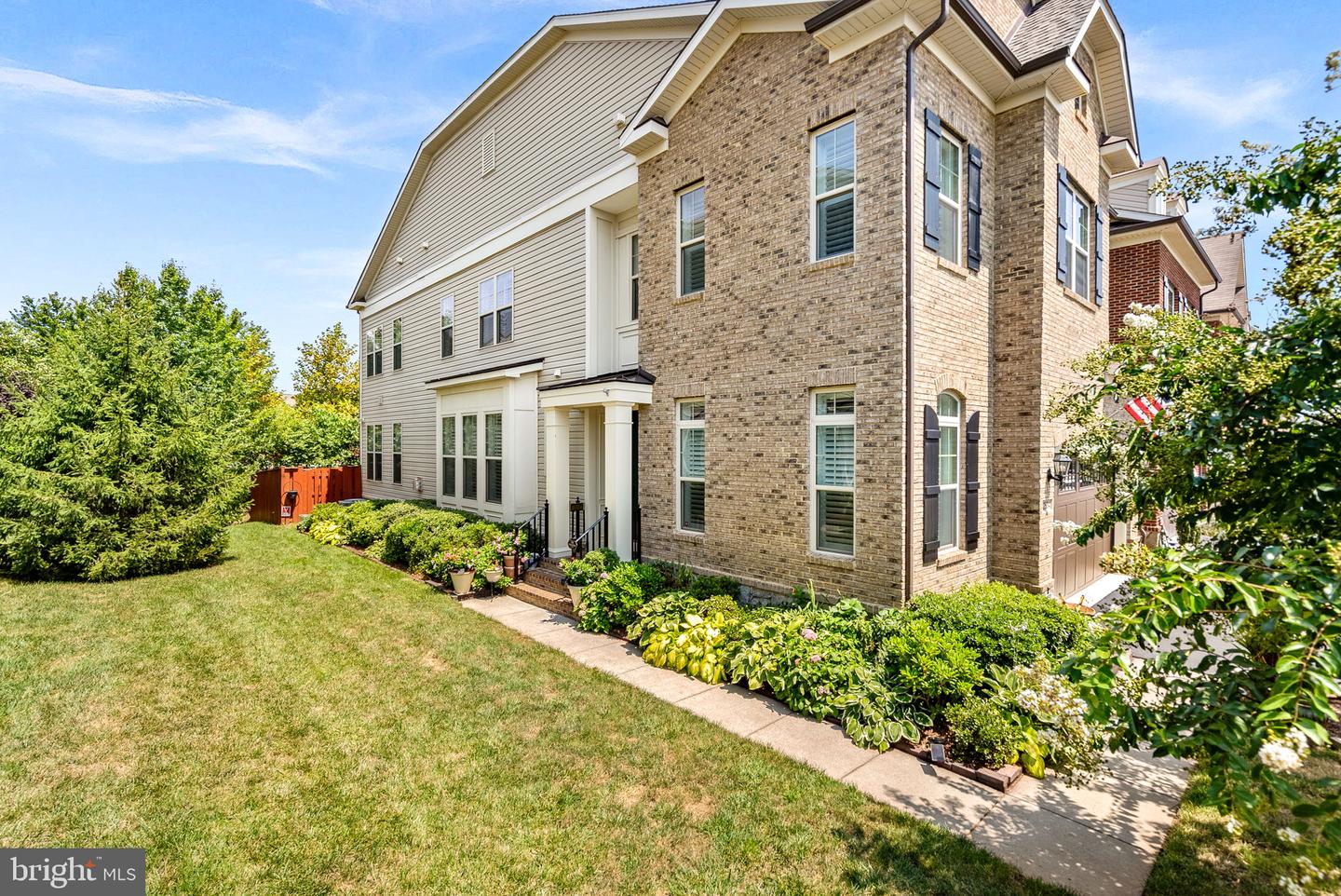 42584 DREAMWEAVER DR, BRAMBLETON, Virginia 20148, ,Residential,For sale,42584 DREAMWEAVER DR,VALO2104172 MLS # VALO2104172