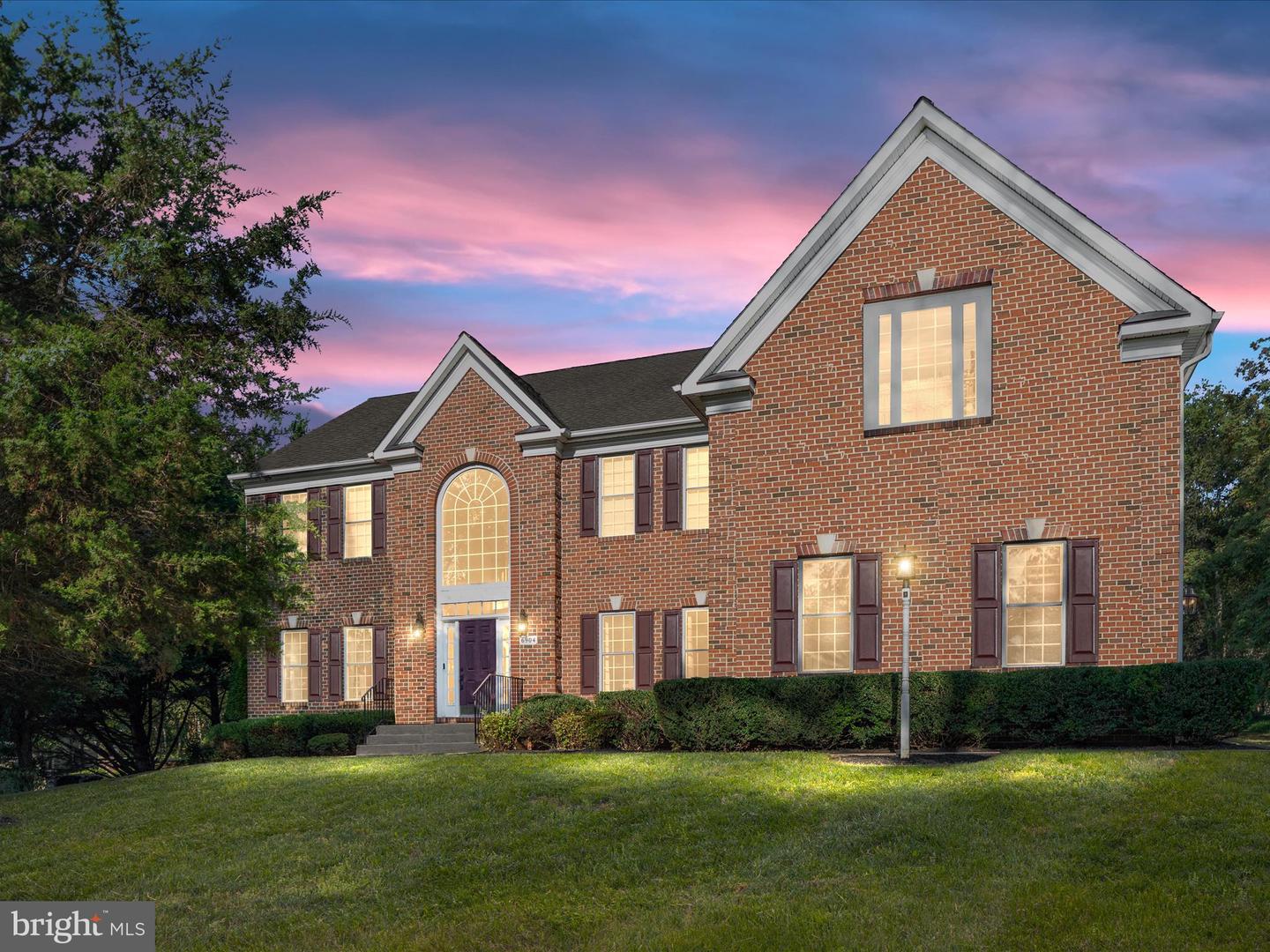 6904 EMMA CT, WARRENTON, Virginia 20187, 5 Bedrooms Bedrooms, ,4 BathroomsBathrooms,Residential,For sale,6904 EMMA CT,VAFQ2017864 MLS # VAFQ2017864