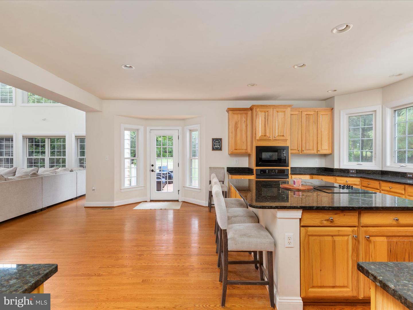 6904 EMMA CT, WARRENTON, Virginia 20187, 5 Bedrooms Bedrooms, ,4 BathroomsBathrooms,Residential,For sale,6904 EMMA CT,VAFQ2017864 MLS # VAFQ2017864