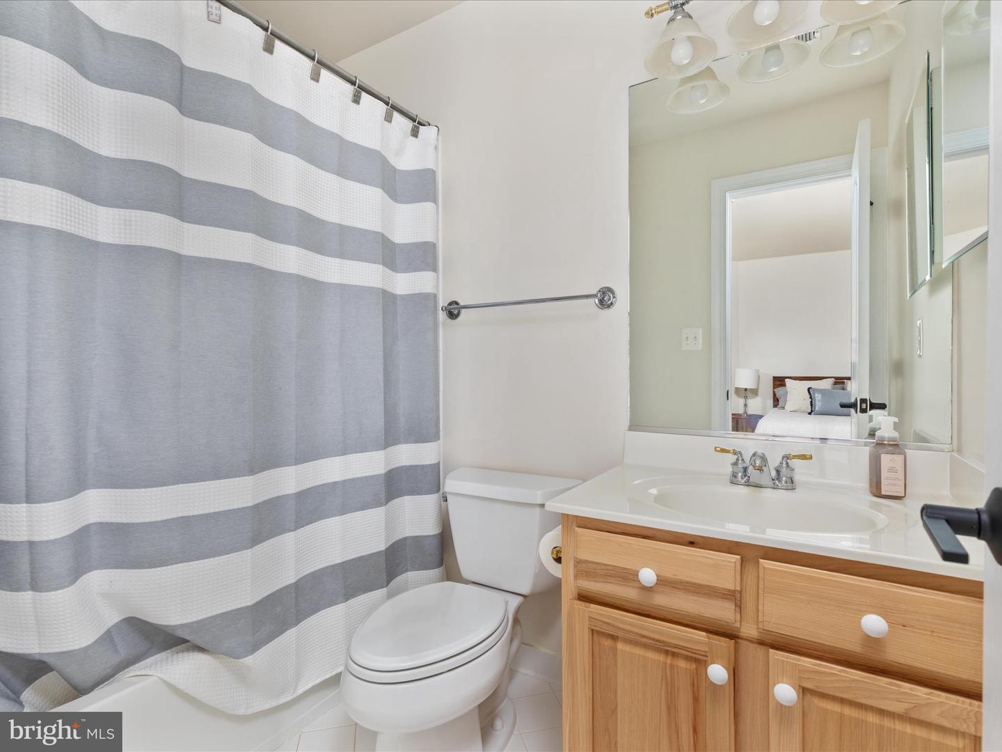6904 EMMA CT, WARRENTON, Virginia 20187, 5 Bedrooms Bedrooms, ,4 BathroomsBathrooms,Residential,For sale,6904 EMMA CT,VAFQ2017864 MLS # VAFQ2017864