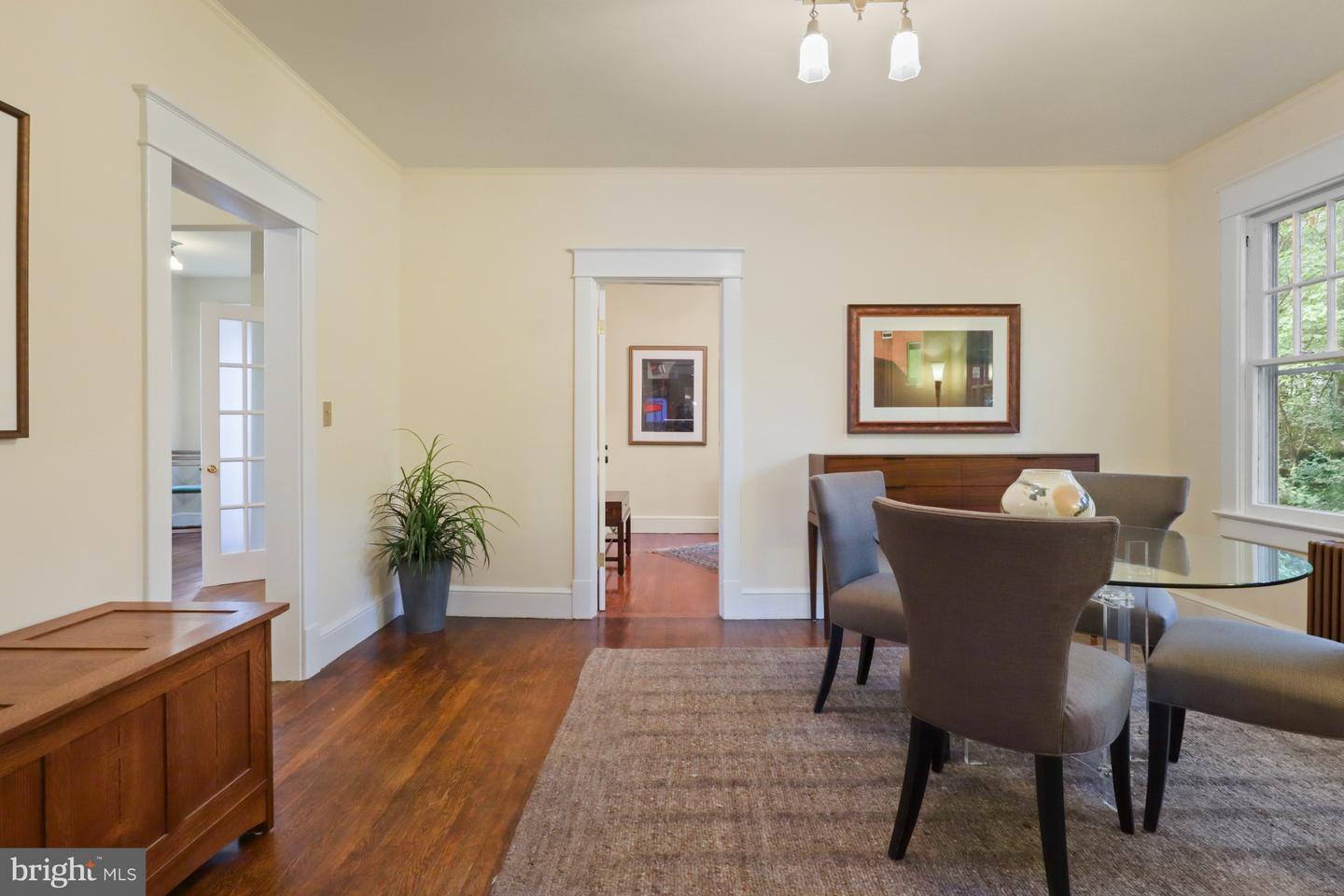 2308 N LEXINGTON ST, ARLINGTON, Virginia 22205, 3 Bedrooms Bedrooms, 5 Rooms Rooms,1 BathroomBathrooms,Residential,For sale,2308 N LEXINGTON ST,VAAR2062086 MLS # VAAR2062086