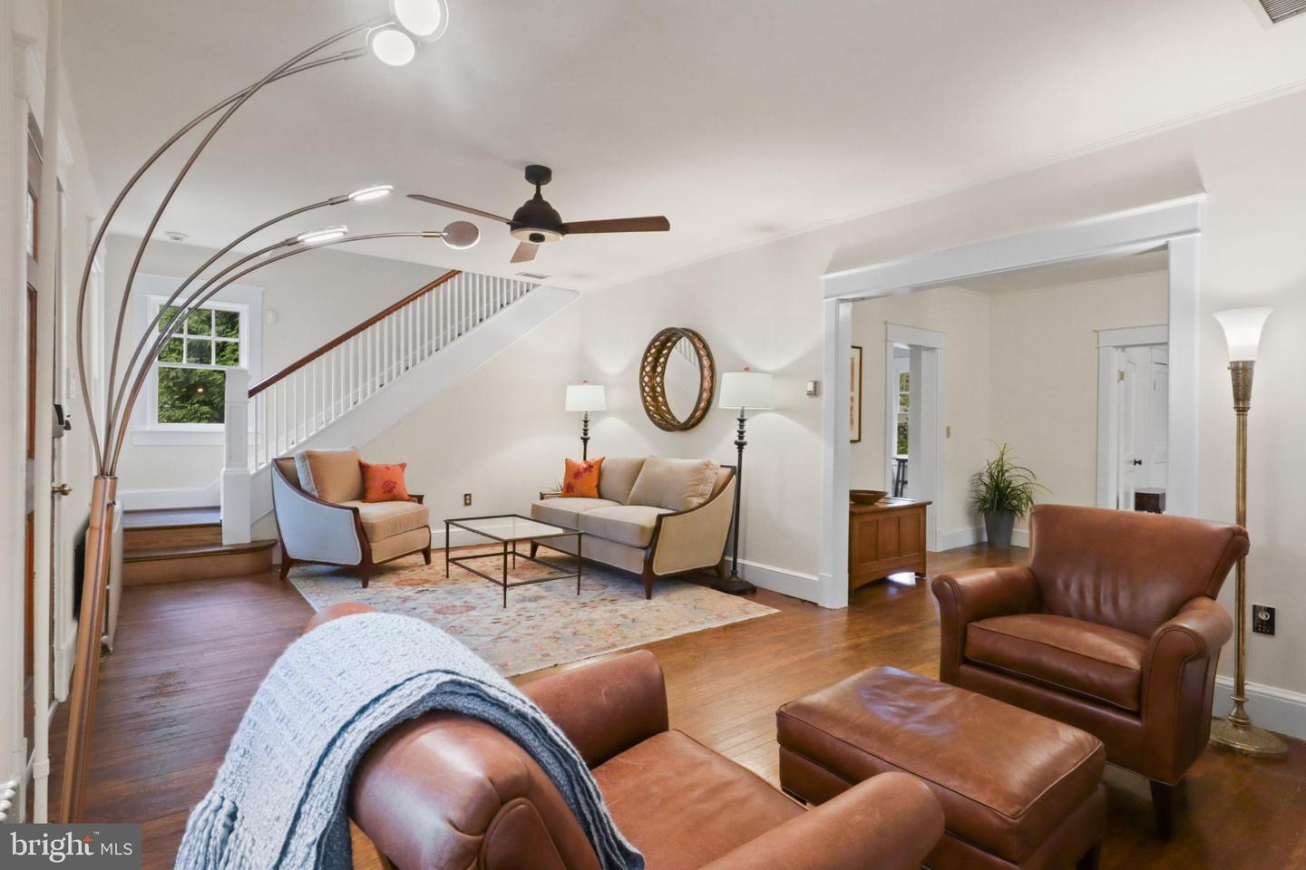 2308 N LEXINGTON ST, ARLINGTON, Virginia 22205, 3 Bedrooms Bedrooms, 5 Rooms Rooms,1 BathroomBathrooms,Residential,For sale,2308 N LEXINGTON ST,VAAR2062086 MLS # VAAR2062086