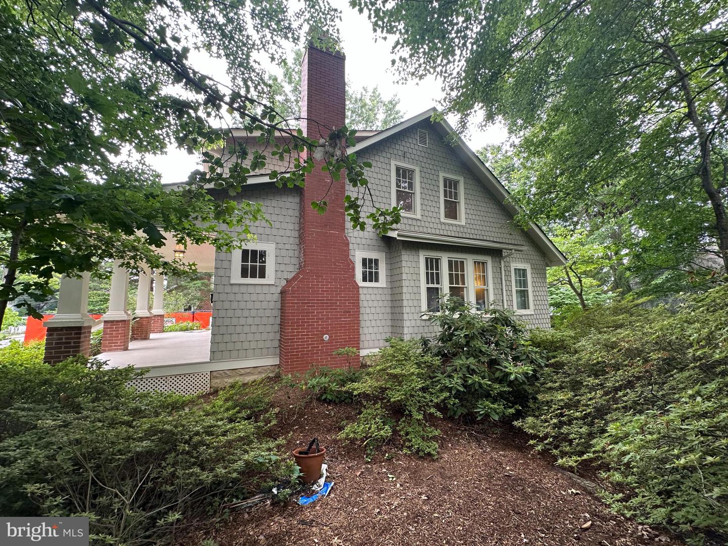 2308 N LEXINGTON ST, ARLINGTON, Virginia 22205, 3 Bedrooms Bedrooms, 5 Rooms Rooms,1 BathroomBathrooms,Residential,For sale,2308 N LEXINGTON ST,VAAR2062086 MLS # VAAR2062086