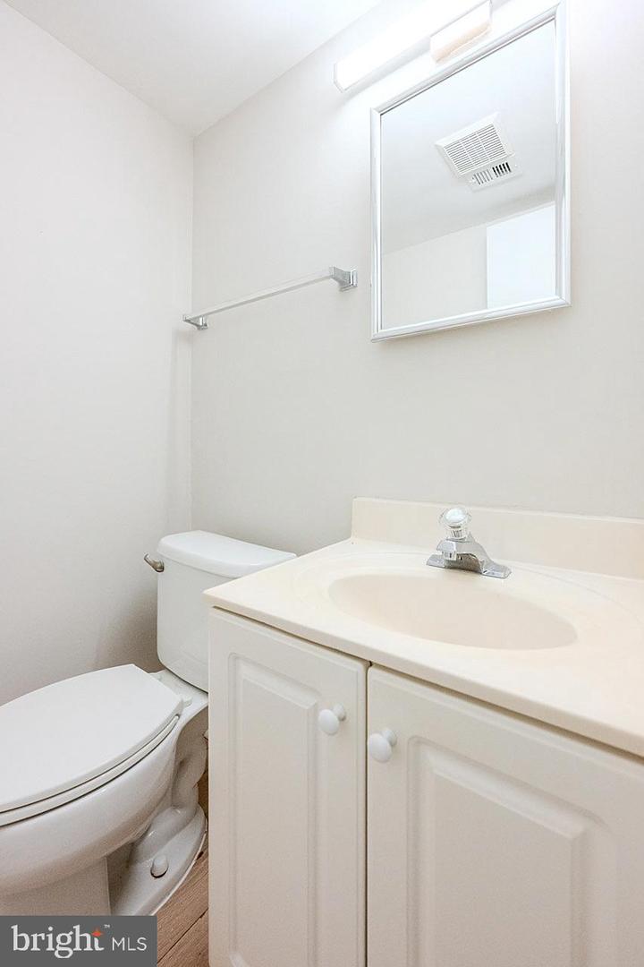 13215 KEACH PL, HERNDON, Virginia 20170, 3 Bedrooms Bedrooms, ,1 BathroomBathrooms,Residential,For sale,13215 KEACH PL,VAFX2261066 MLS # VAFX2261066