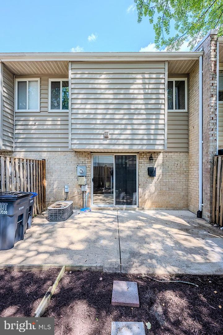 13215 KEACH PL, HERNDON, Virginia 20170, 3 Bedrooms Bedrooms, ,1 BathroomBathrooms,Residential,For sale,13215 KEACH PL,VAFX2261066 MLS # VAFX2261066