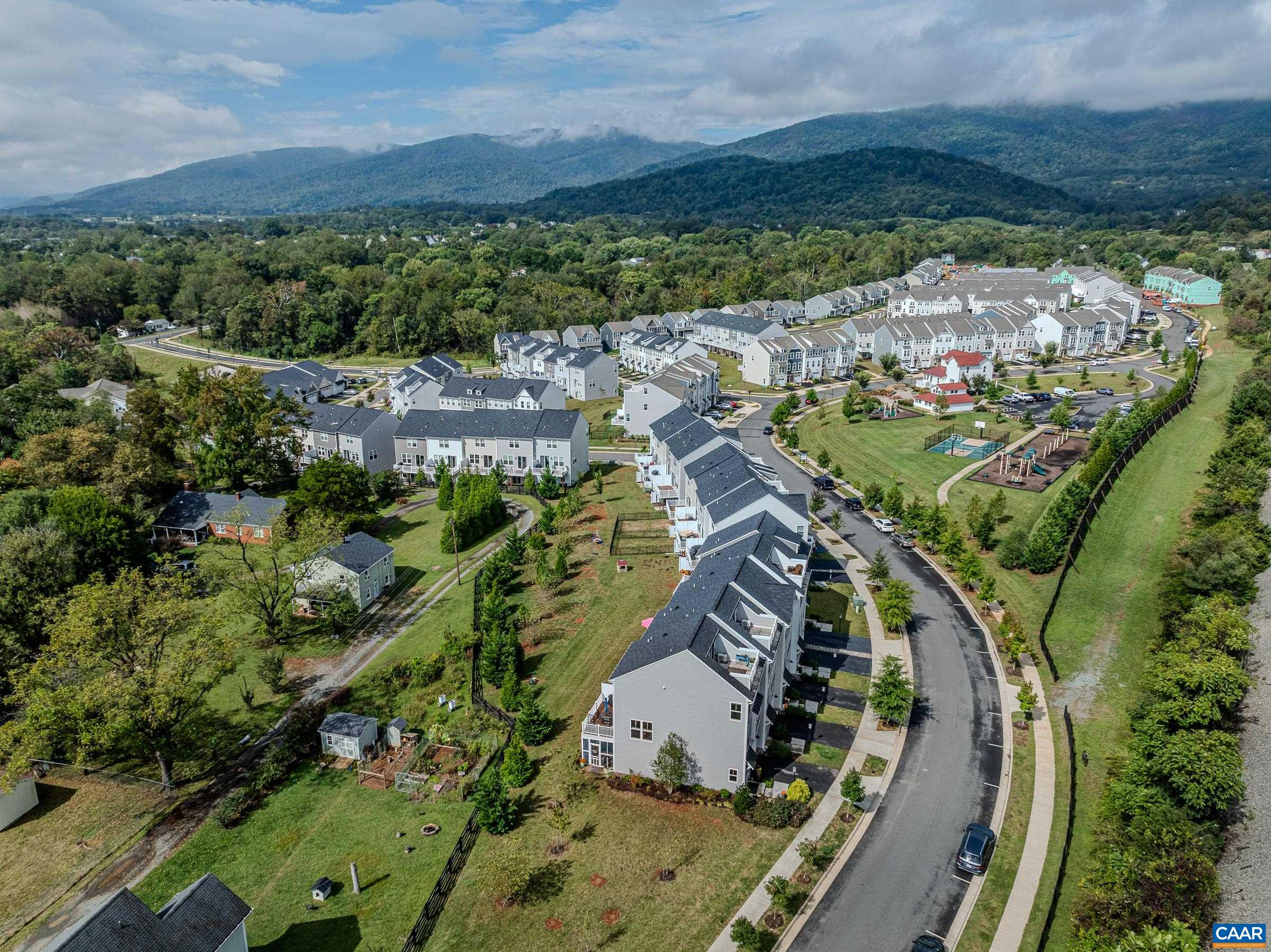 5911 MCCOMB ST, CROZET, Virginia 22932, 4 Bedrooms Bedrooms, ,3 BathroomsBathrooms,Residential,5911 MCCOMB ST,669611 MLS # 669611