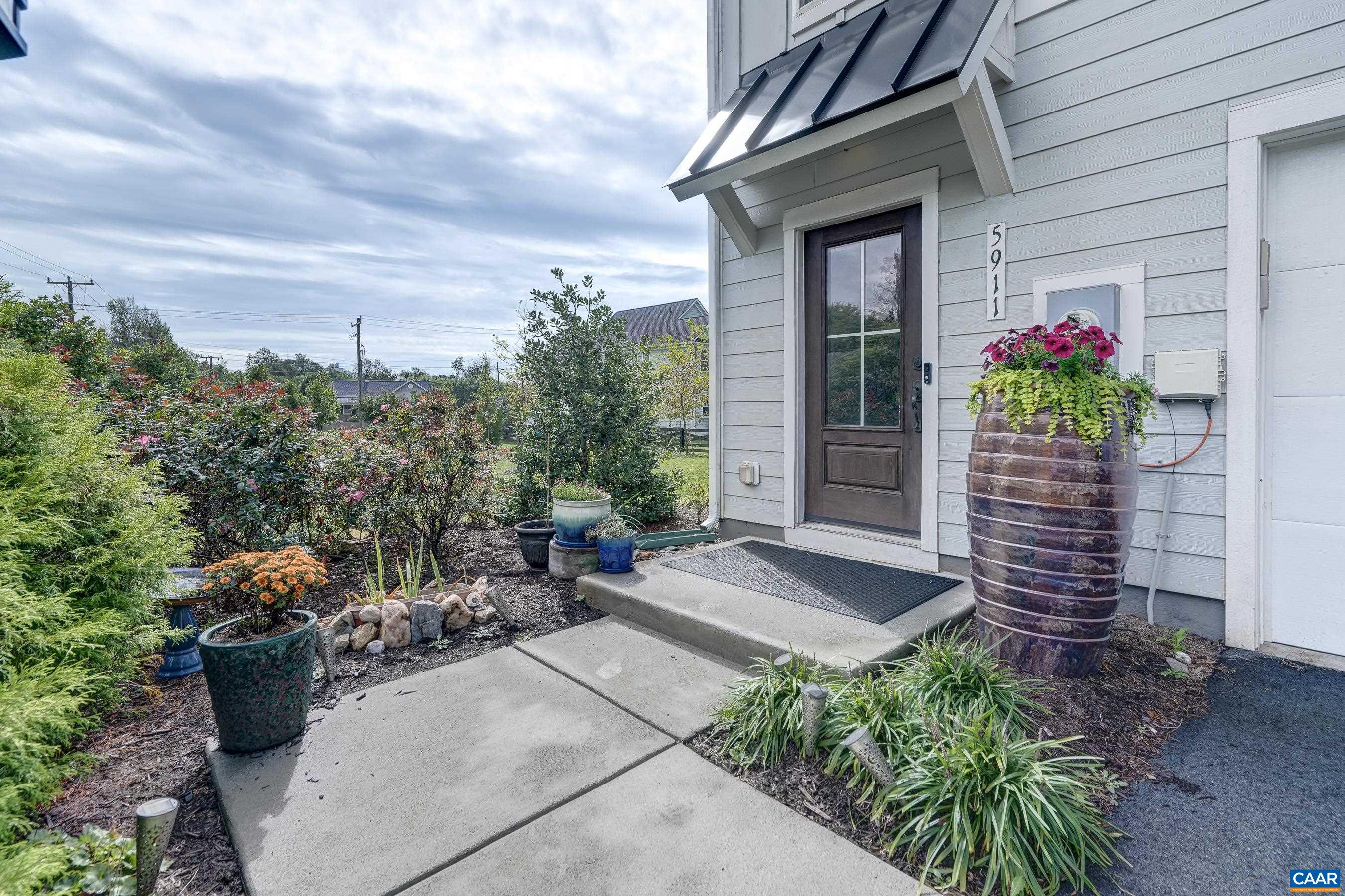 5911 MCCOMB ST, CROZET, Virginia 22932, 4 Bedrooms Bedrooms, ,3 BathroomsBathrooms,Residential,5911 MCCOMB ST,669611 MLS # 669611
