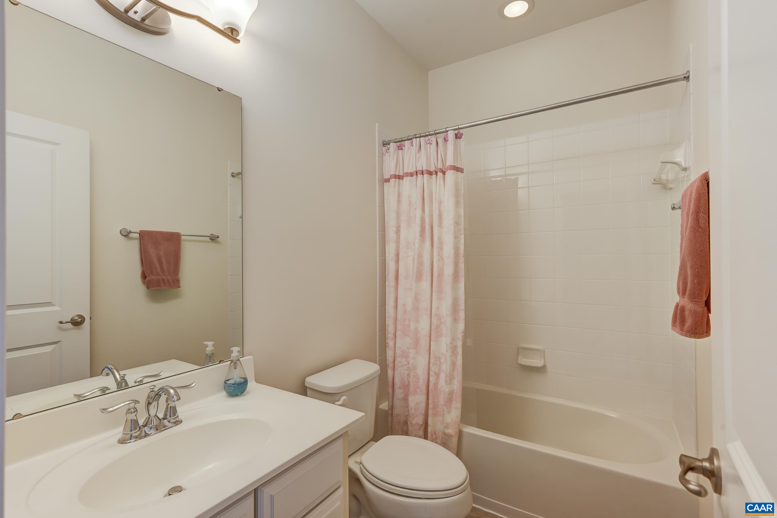 Full hall bathroom.