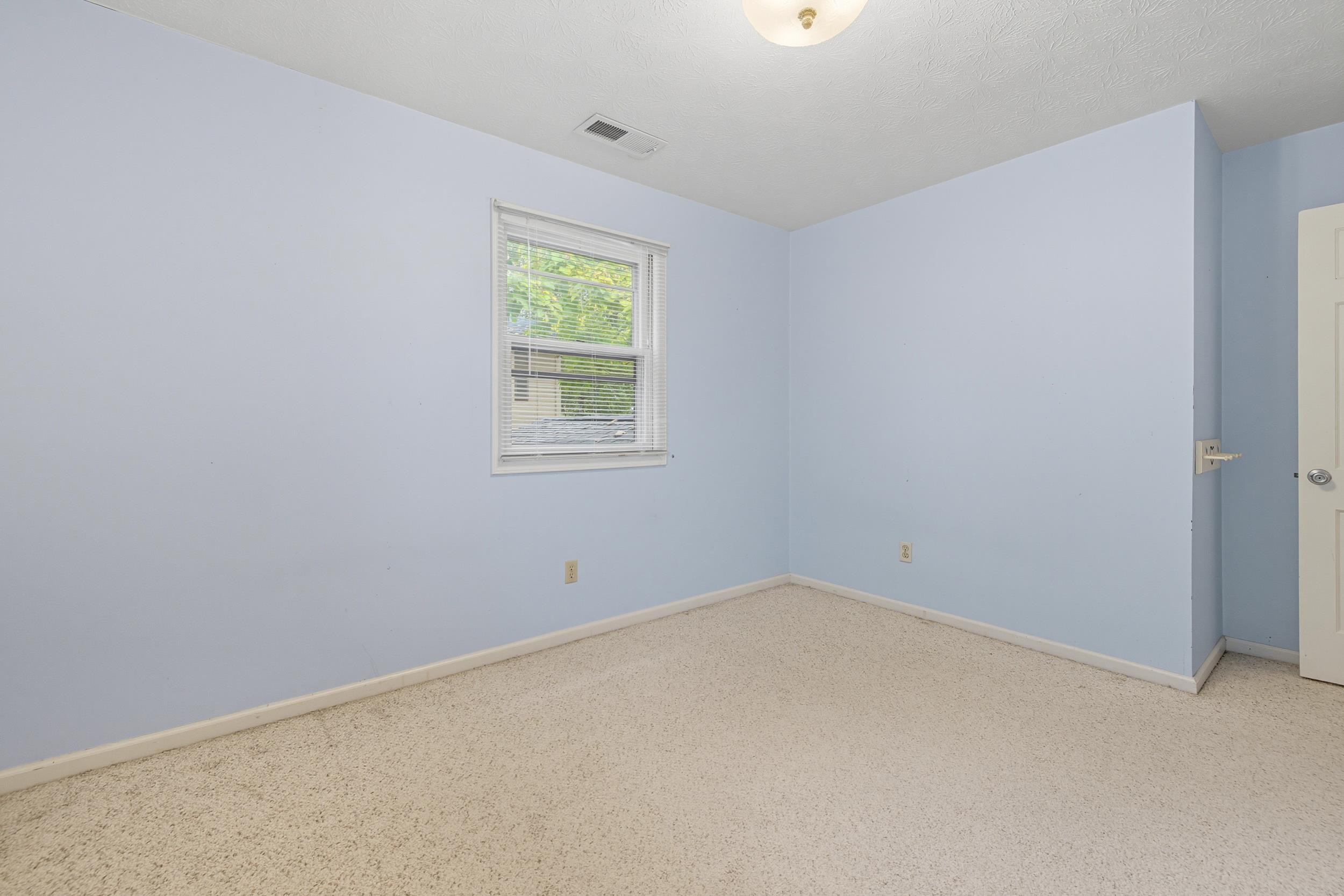 66 HOPE ST, HARRISONBURG, Virginia 22801, 3 Bedrooms Bedrooms, ,2 BathroomsBathrooms,Residential,66 HOPE ST,669618 MLS # 669618