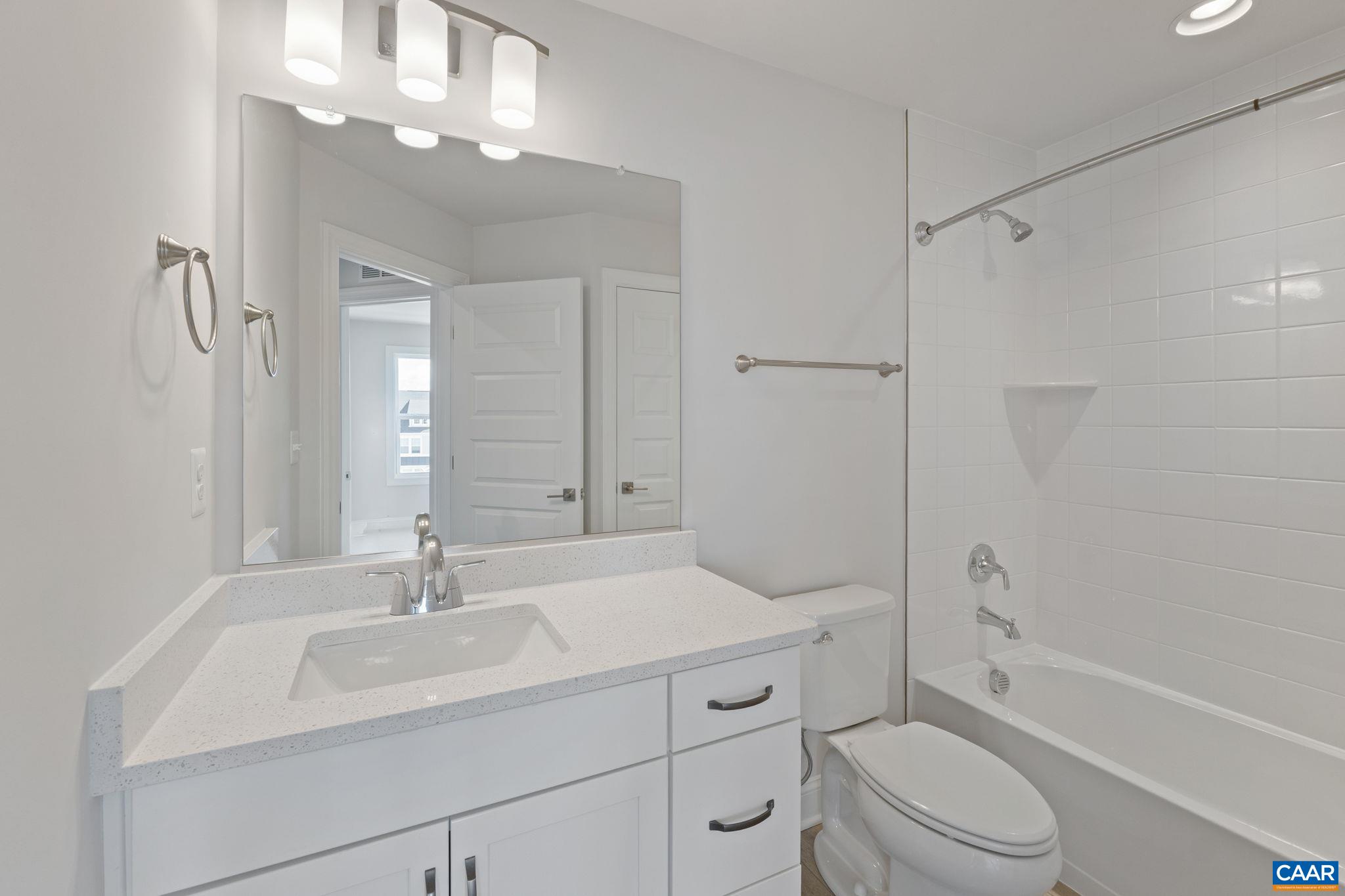 752 PARK RIDGE DR, CROZET, Virginia 22932, 4 Bedrooms Bedrooms, ,3 BathroomsBathrooms,Residential,The Poplar II - Interior Unit - Elevation H,752 PARK RIDGE DR,669622 MLS # 669622